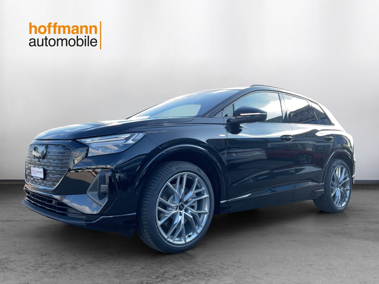 AUDI Q4 45 e-tron quattro Edition Swiss-Ski