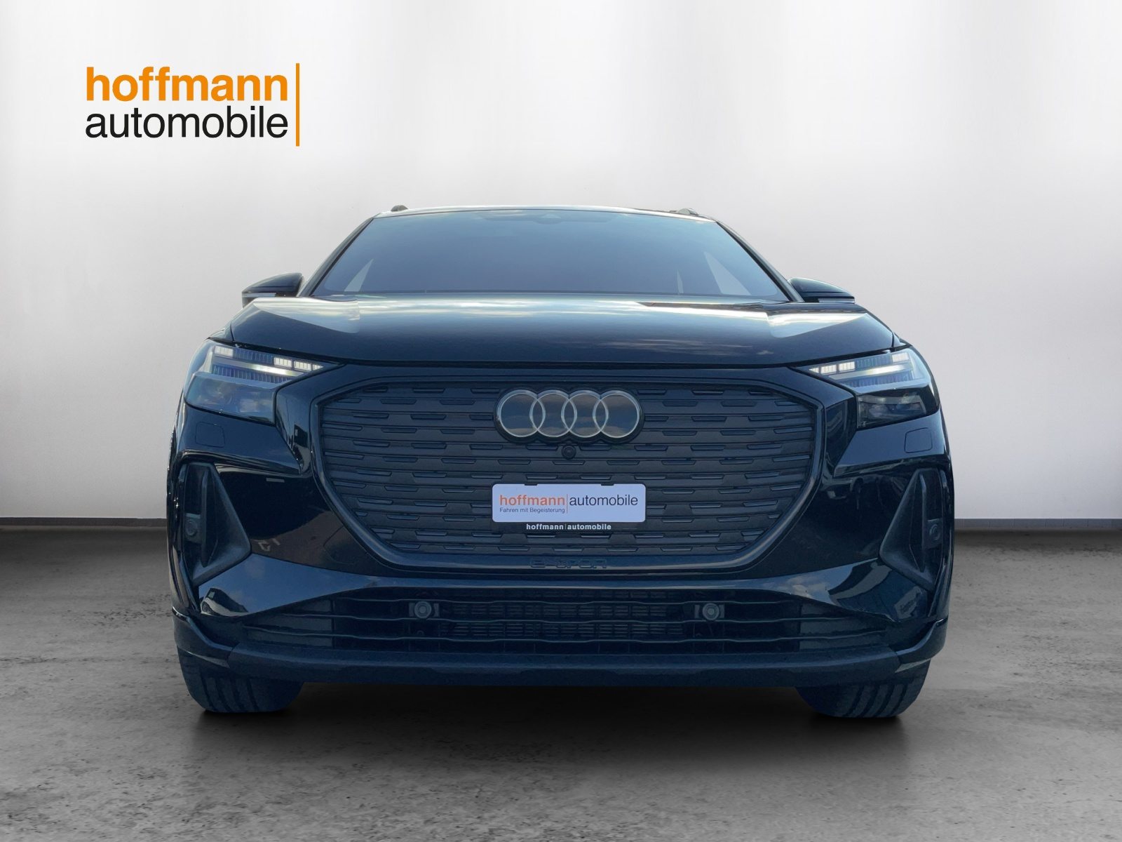 AUDI Q4 45 e-tron quattro Edition Swiss-Ski, Electric, New car, Automatic - 2
