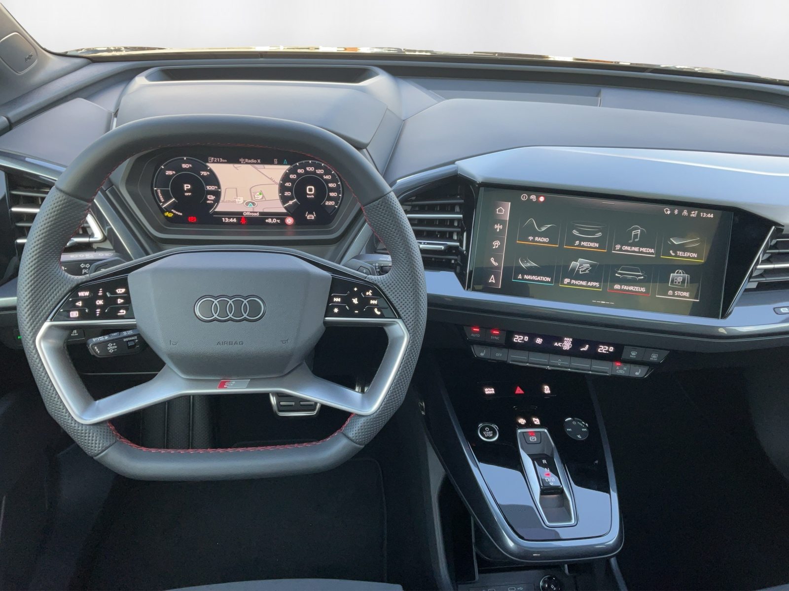 AUDI Q4 45 e-tron quattro Edition Swiss-Ski, Electric, New car, Automatic - 7