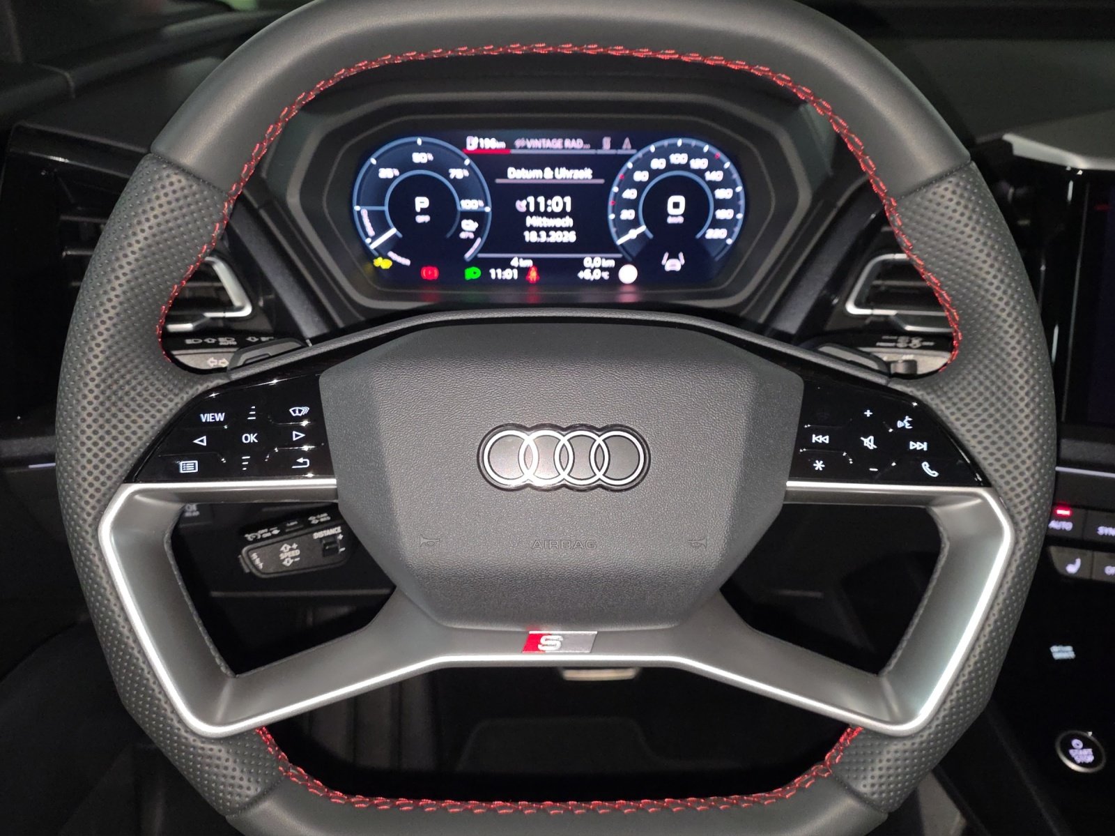 AUDI Q4 e-tron 45 Edition Swiss Ski quattro, Elettrica, Auto nuove, Automatico - 6