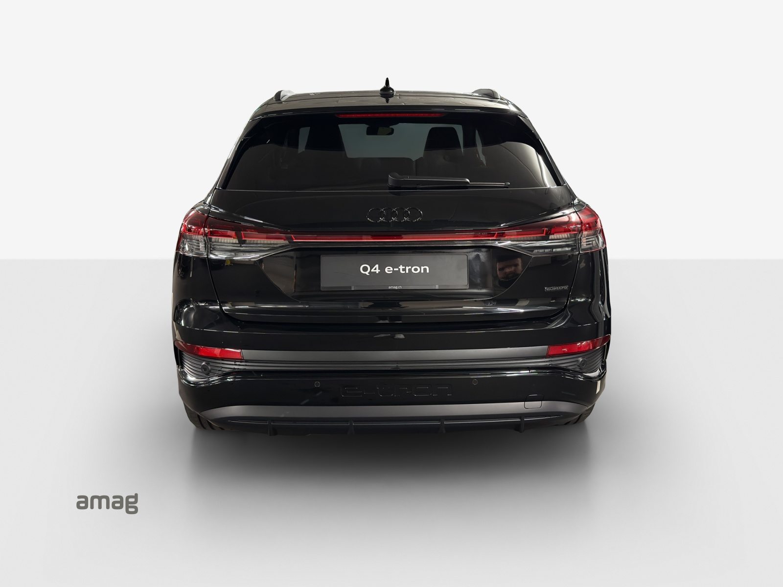 AUDI Q4 45 e-tron quattro Attraction, Elettrica, Auto nuove, Automatico - 4