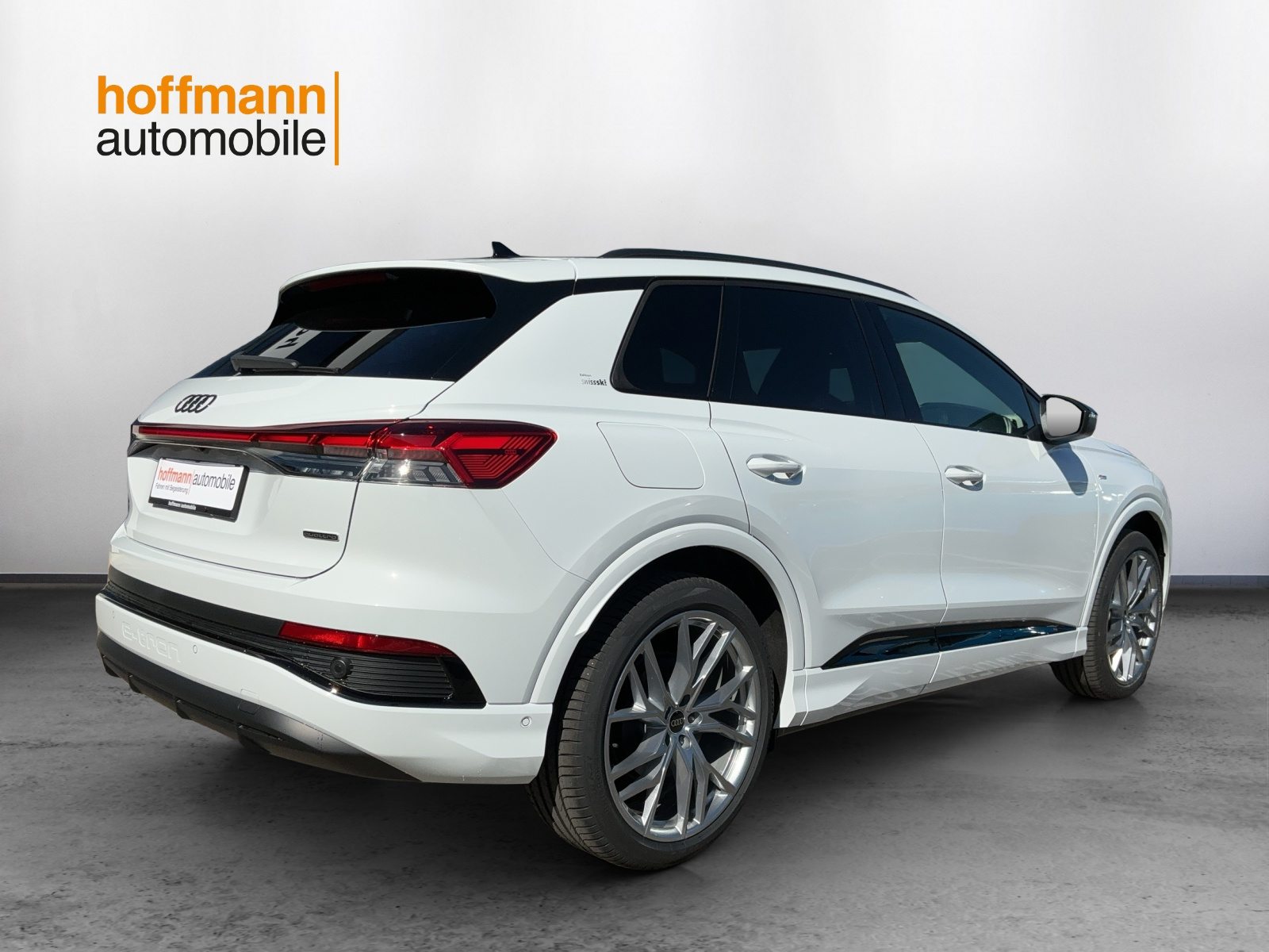 AUDI Q4 45 e-tron quattro Edition Swiss-Ski, Elettrica, Auto nuove, Automatico - 4