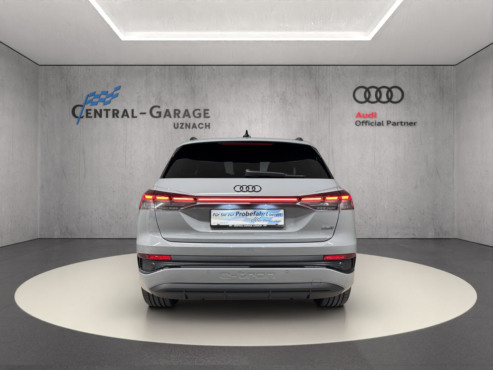 AUDI Q4 45 e-tron quattro Edition Swiss-Ski, Electric, New car, Automatic - 4