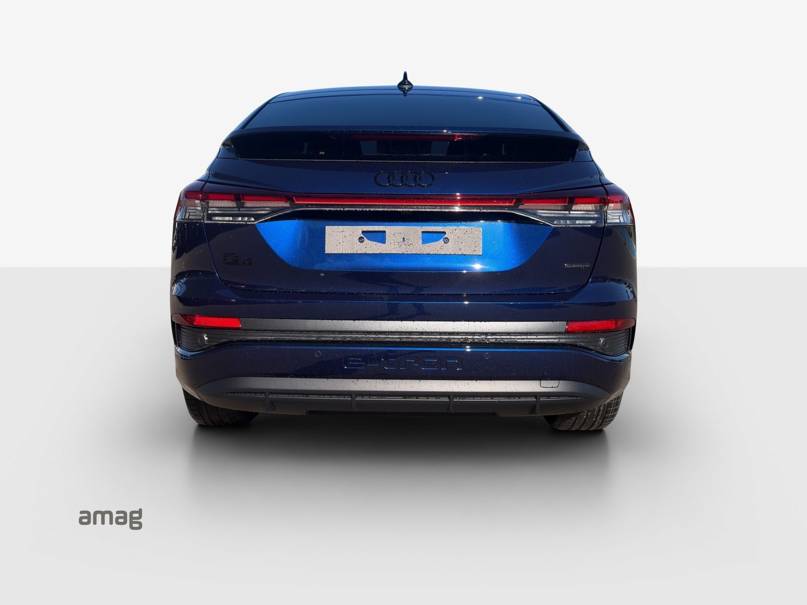 AUDI Q4 SB 45 e-tron quattro Edition Swiss-Ski, Électrique, Voiture nouvelle, Automatique - 4