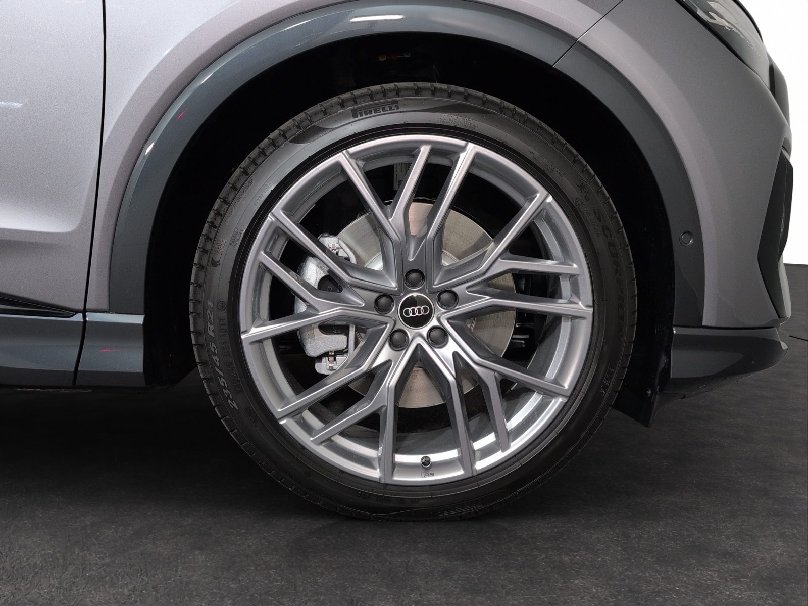 AUDI Q4 45 e-tron quattro Edition Swiss-Ski, Électrique, Voiture nouvelle, Automatique - 5