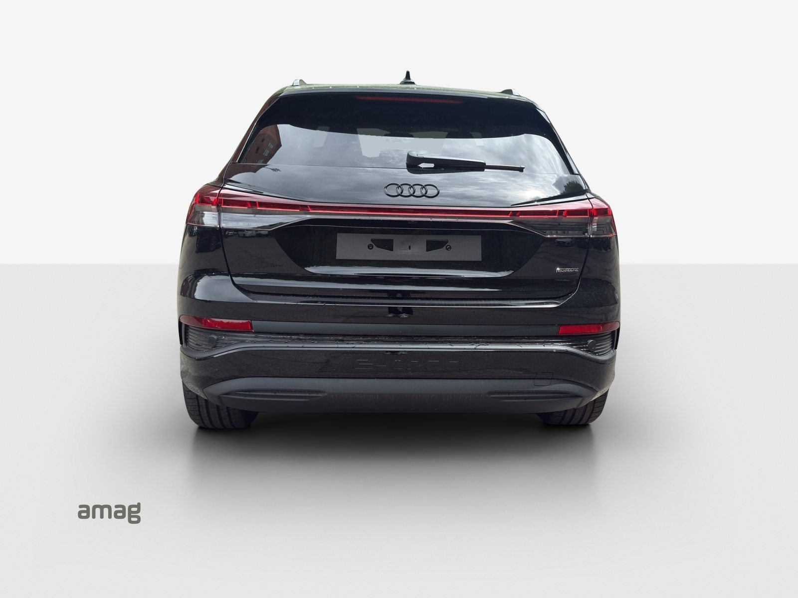 AUDI Q4 45 e-tron quattro Edition Swiss-Ski, Électrique, Voiture nouvelle, Automatique - 5