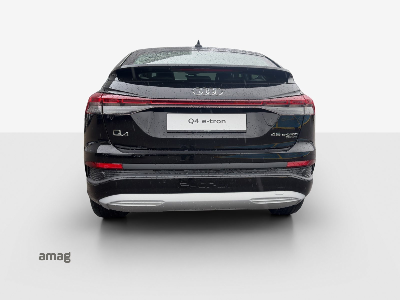 AUDI Q4 SB 45 e-tron quattro Attraction, Elektro, Neuwagen, Automatik - 4