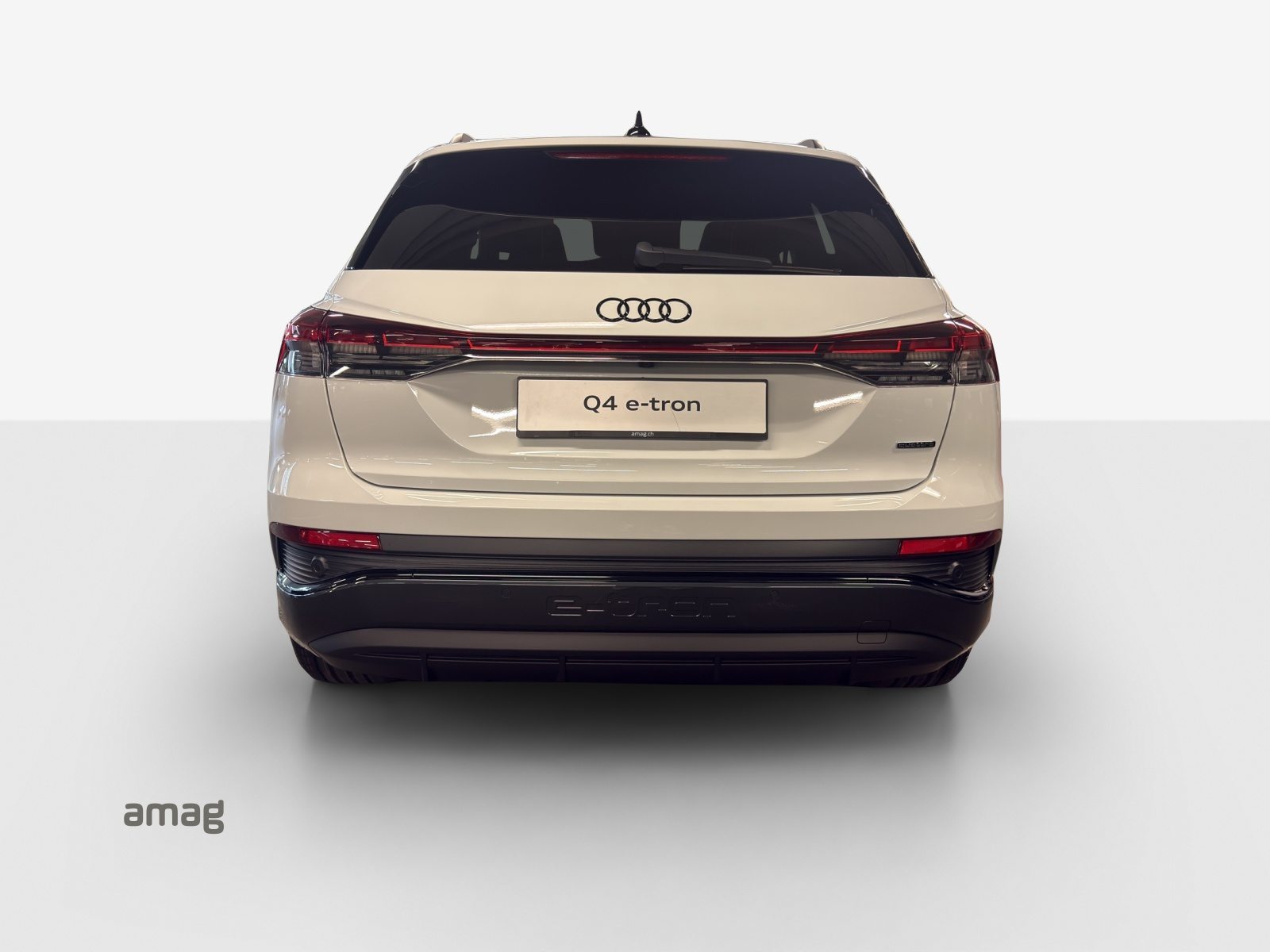 AUDI Q4 45 e-tron quattro Edition Swiss-Ski, Electric, New car, Automatic - 4