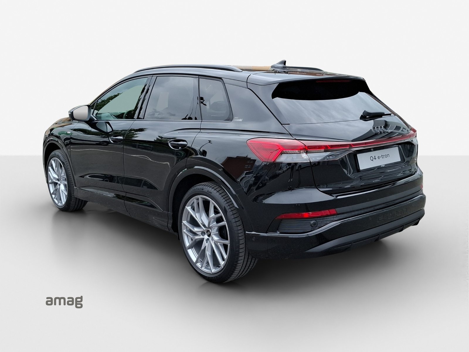 AUDI Q4 45 e-tron quattro Edition Swiss-Ski, Électrique, Voiture nouvelle, Automatique - 3