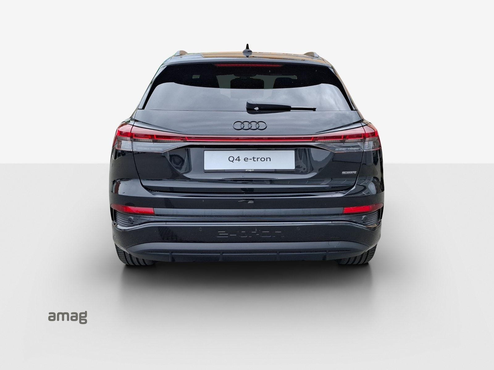 AUDI Q4 45 e-tron quattro Edition Swiss-Ski, Électrique, Voiture nouvelle, Automatique - 4