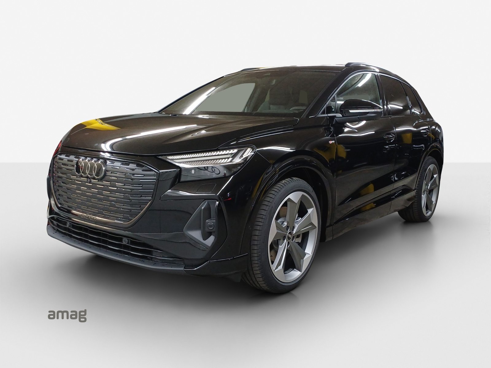 AUDI Q4 45 e-tron quattro Attraction