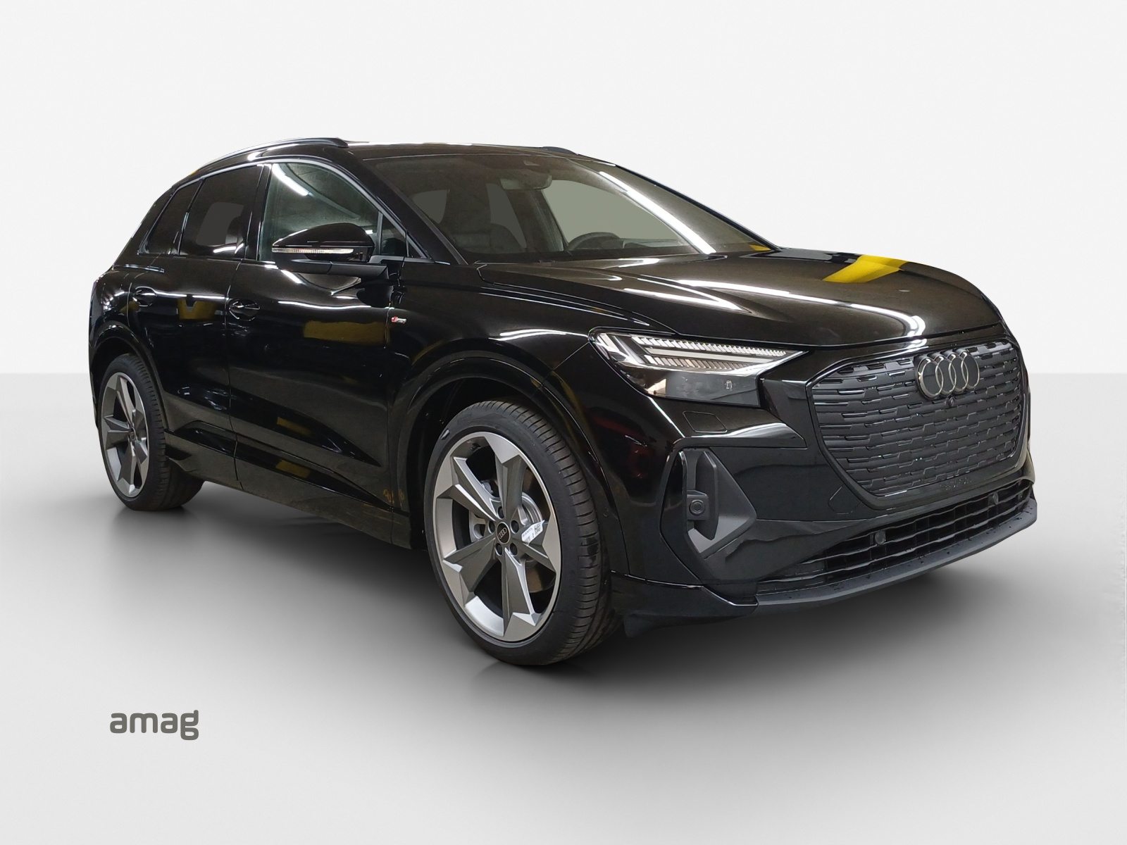 AUDI Q4 45 e-tron quattro Attraction, Elektro, Neuwagen, Automatik - 6