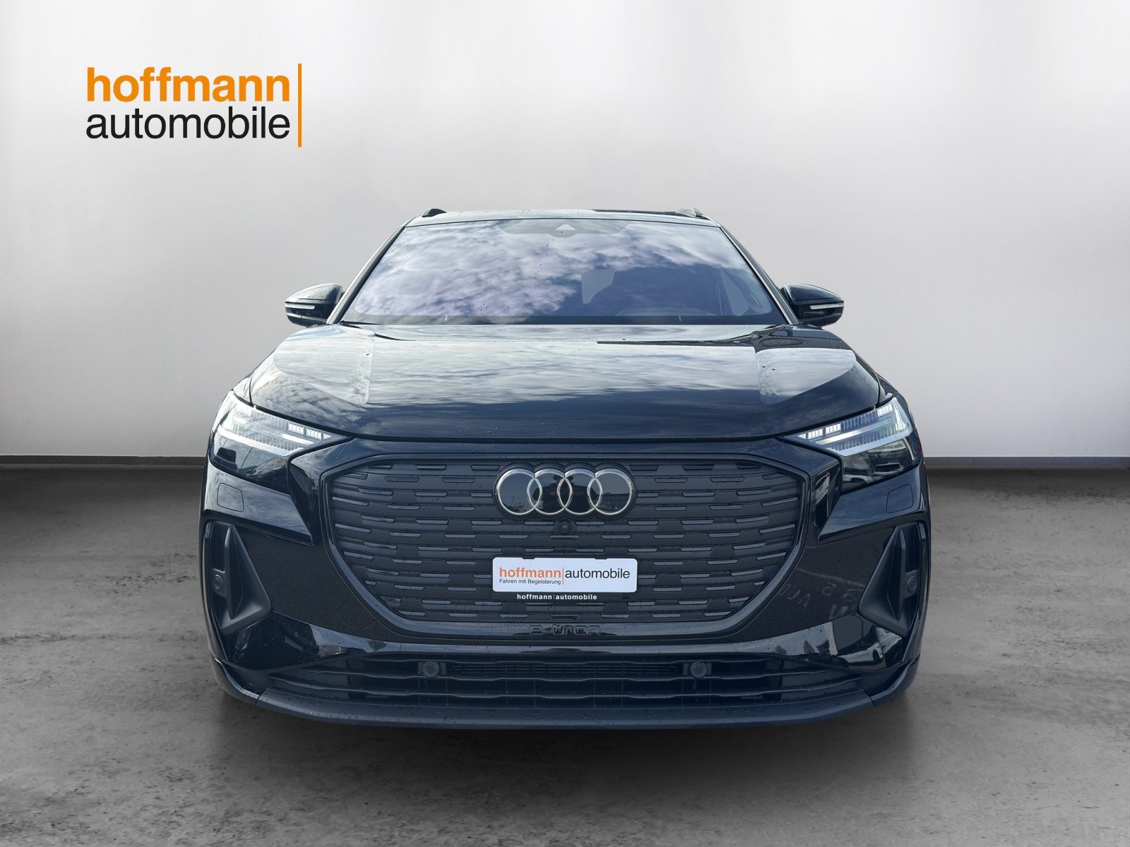 AUDI Q4 45 e-tron quattro Edition Swiss-Ski, Electric, New car, Automatic - 2