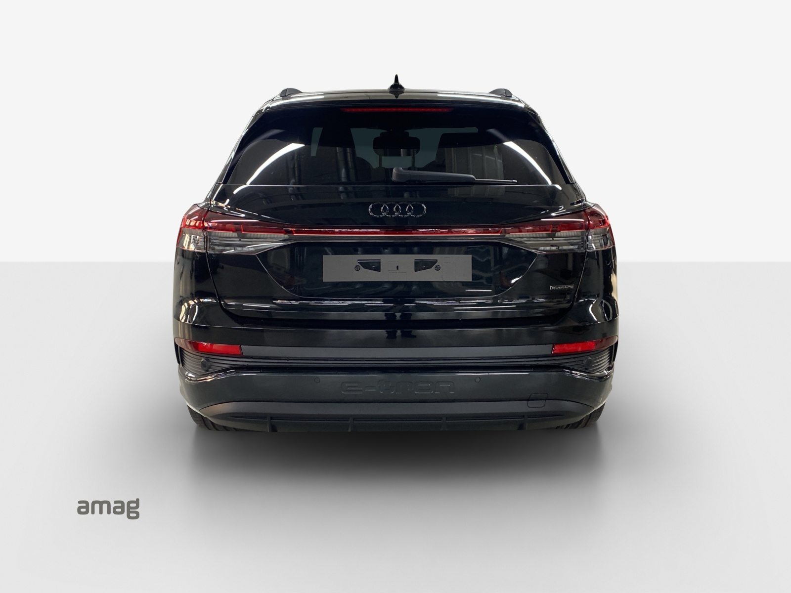 AUDI Q4 45 e-tron quattro Attraction, Électrique, Voiture nouvelle, Automatique - 4