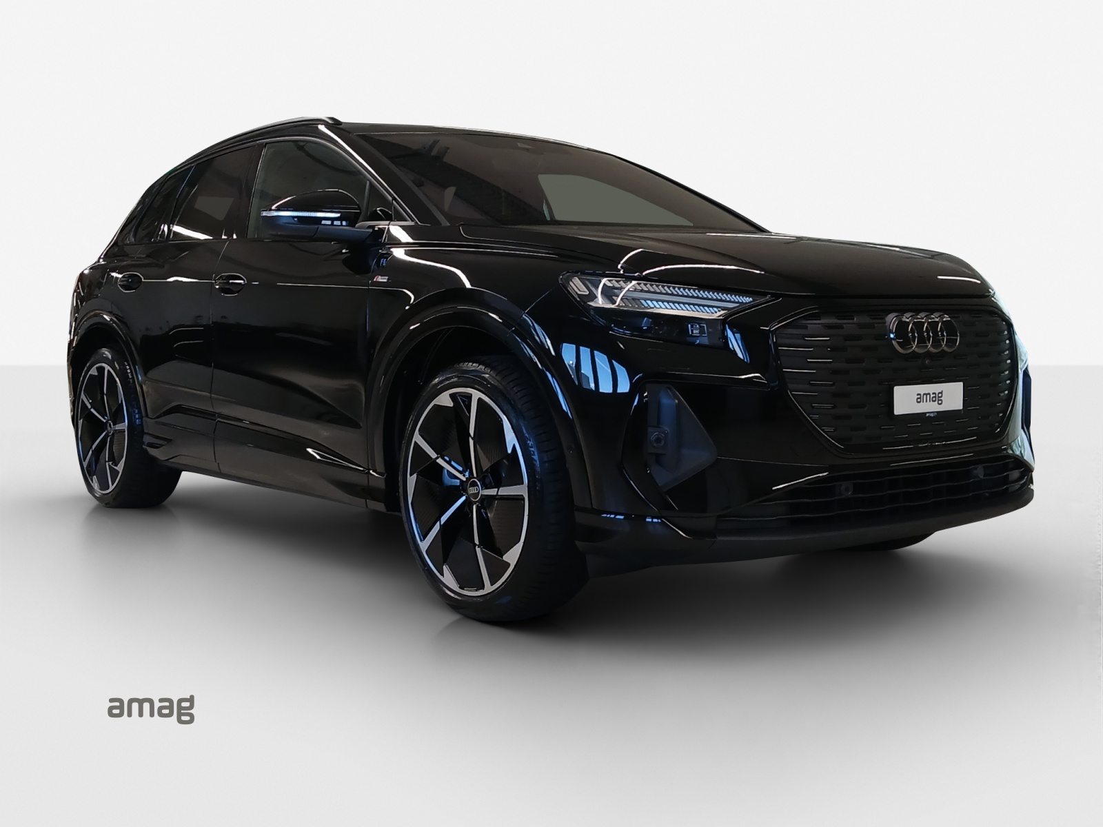 AUDI Q4 45 e-tron quattro Attraction, Electric, New car, Automatic - 6