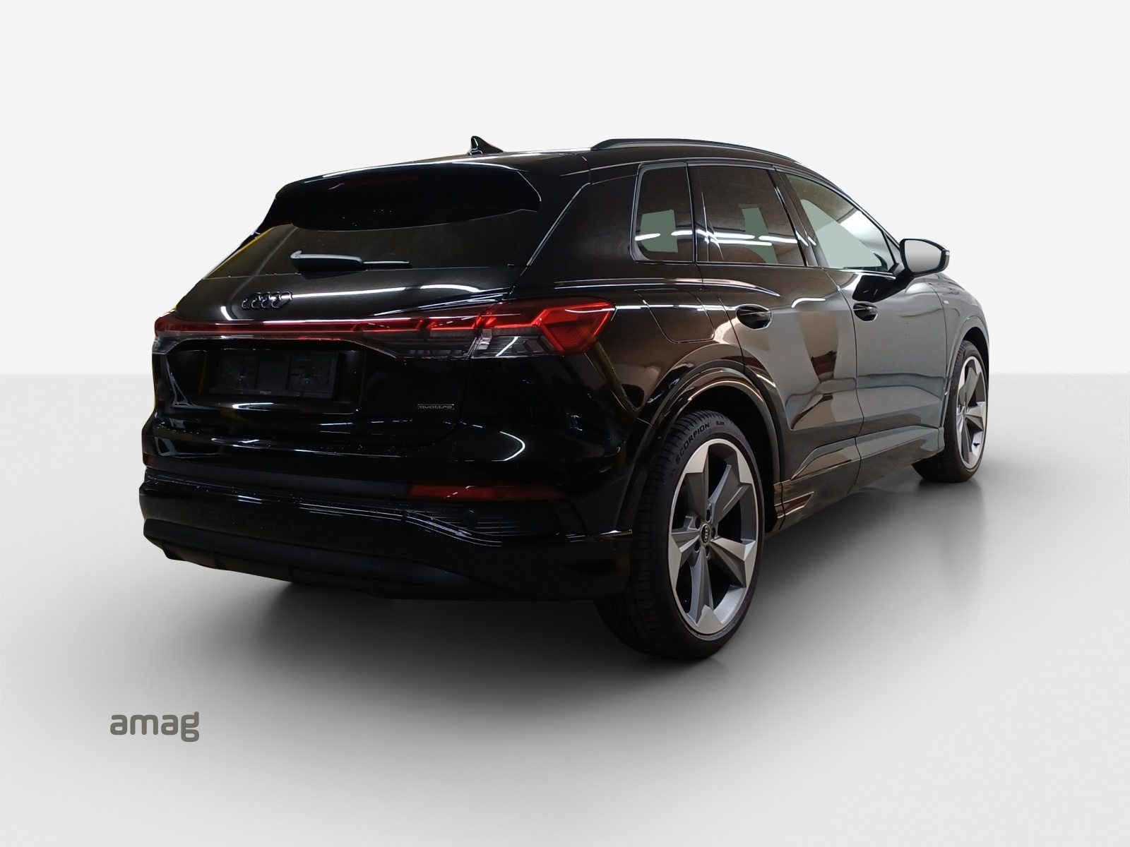 AUDI Q4 45 e-tron quattro Attraction, Elektro, Neuwagen, Automatik - 5