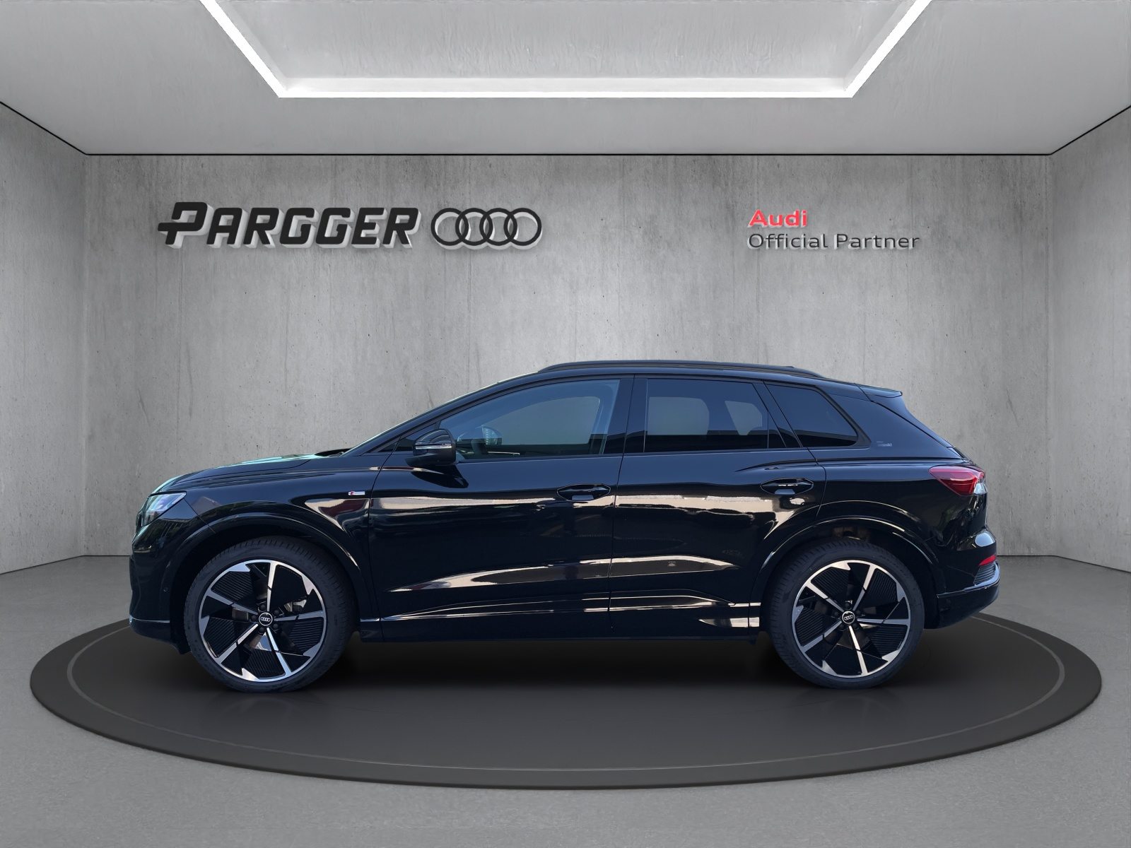 AUDI Q4 45 e-tron quattro Edition Swiss-Ski, Elektro, Neuwagen, Automatik - 3
