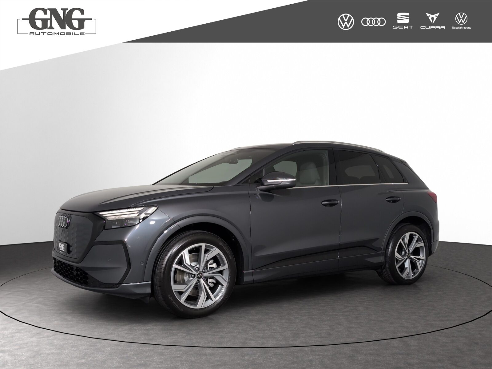 AUDI Q4 SUV e-tron performance Attraction