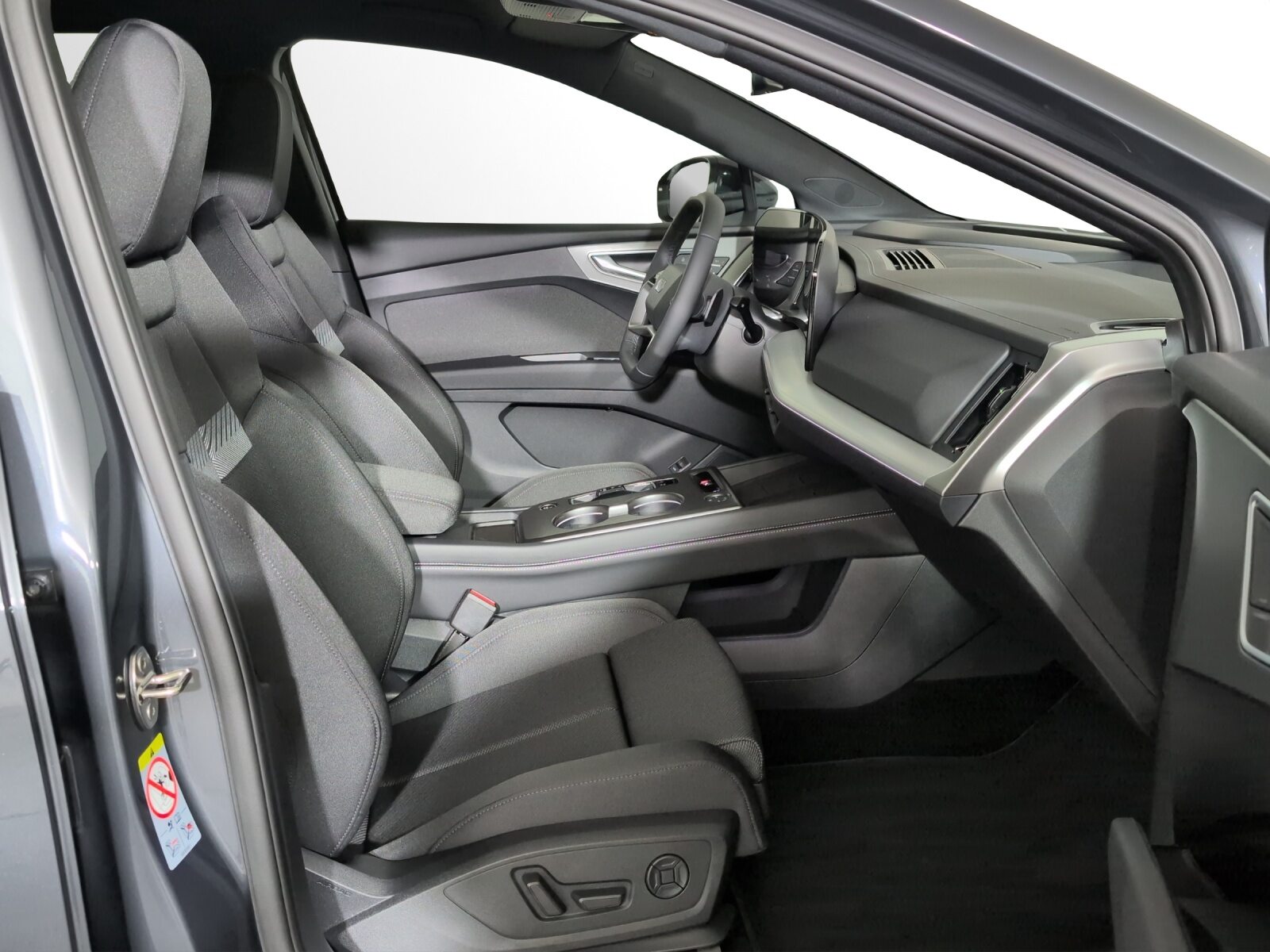 AUDI Q4 SUV e-tron performance Attraction, Electric, New car, Automatic - 7
