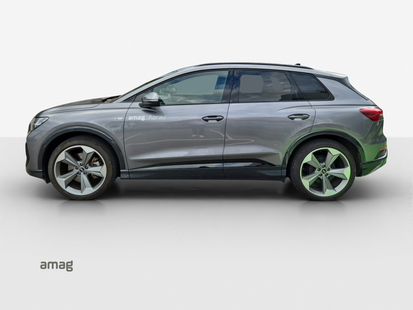 AUDI Q4 45 e-tron quattro, Électrique, Occasion / Utilisé, Automatique - 2
