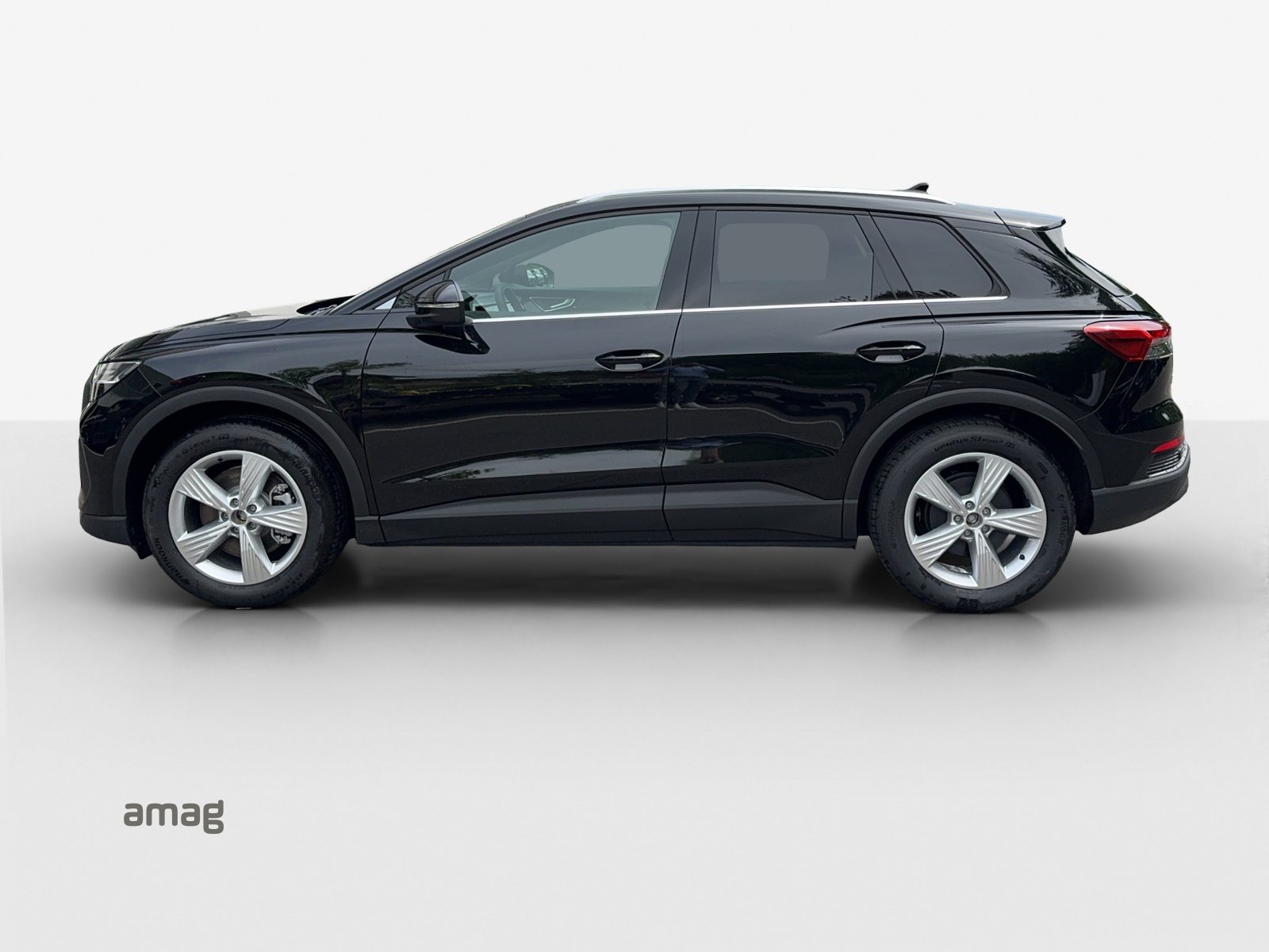 AUDI Q4 45 e-tron quattro, Électrique, Occasion / Utilisé, Automatique - 2