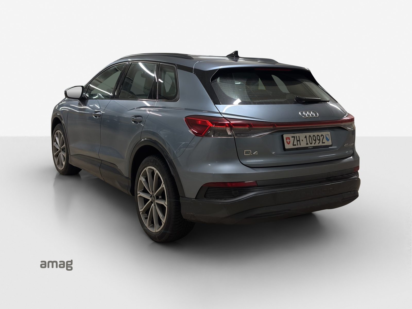 AUDI Q4 45 e-tron, Electric, Second hand / Used, Automatic - 4
