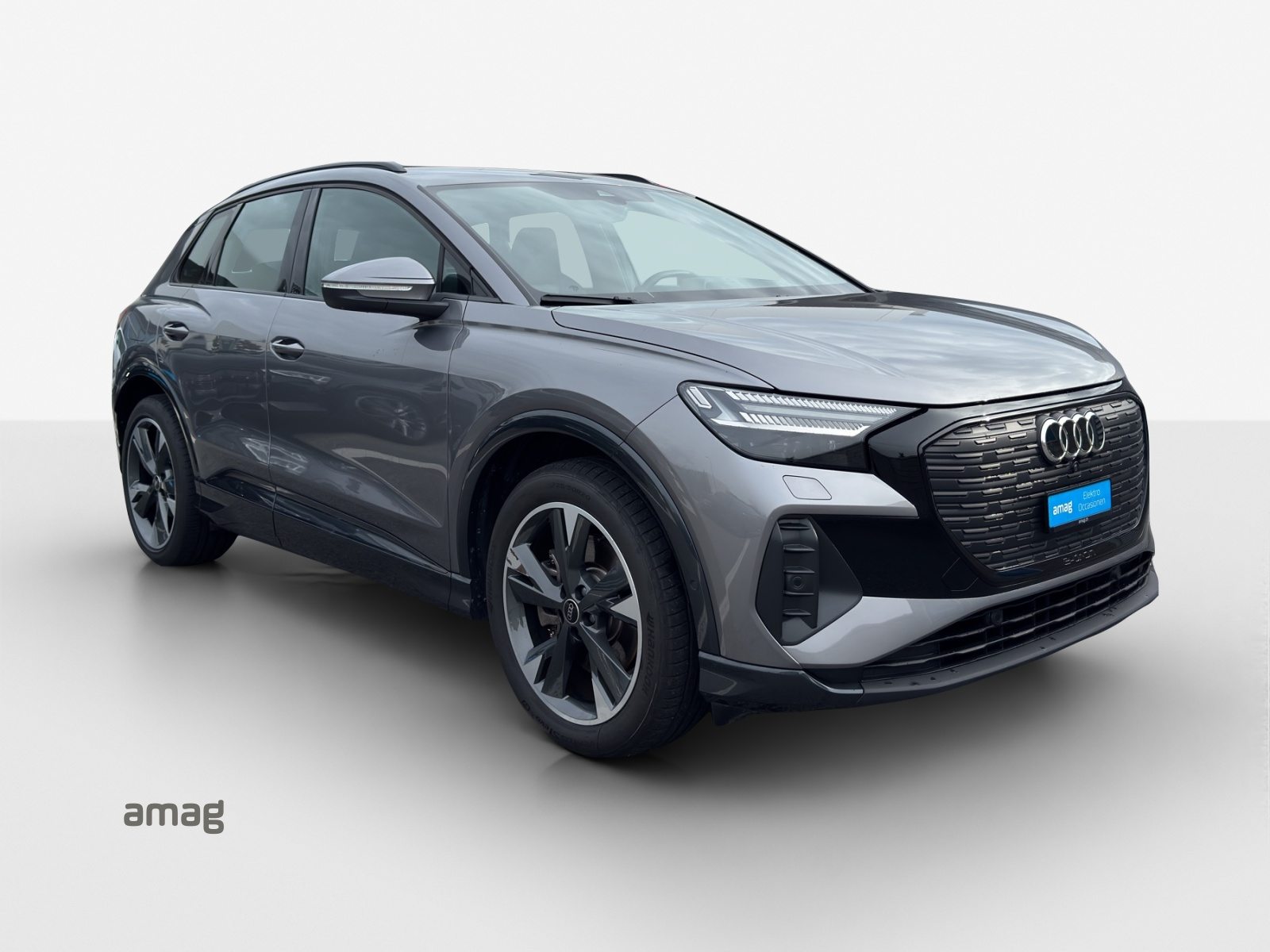 AUDI Q4 45 e-tron quattro Attraction, Elektro, Occasion / Gebraucht, Automatik - 6