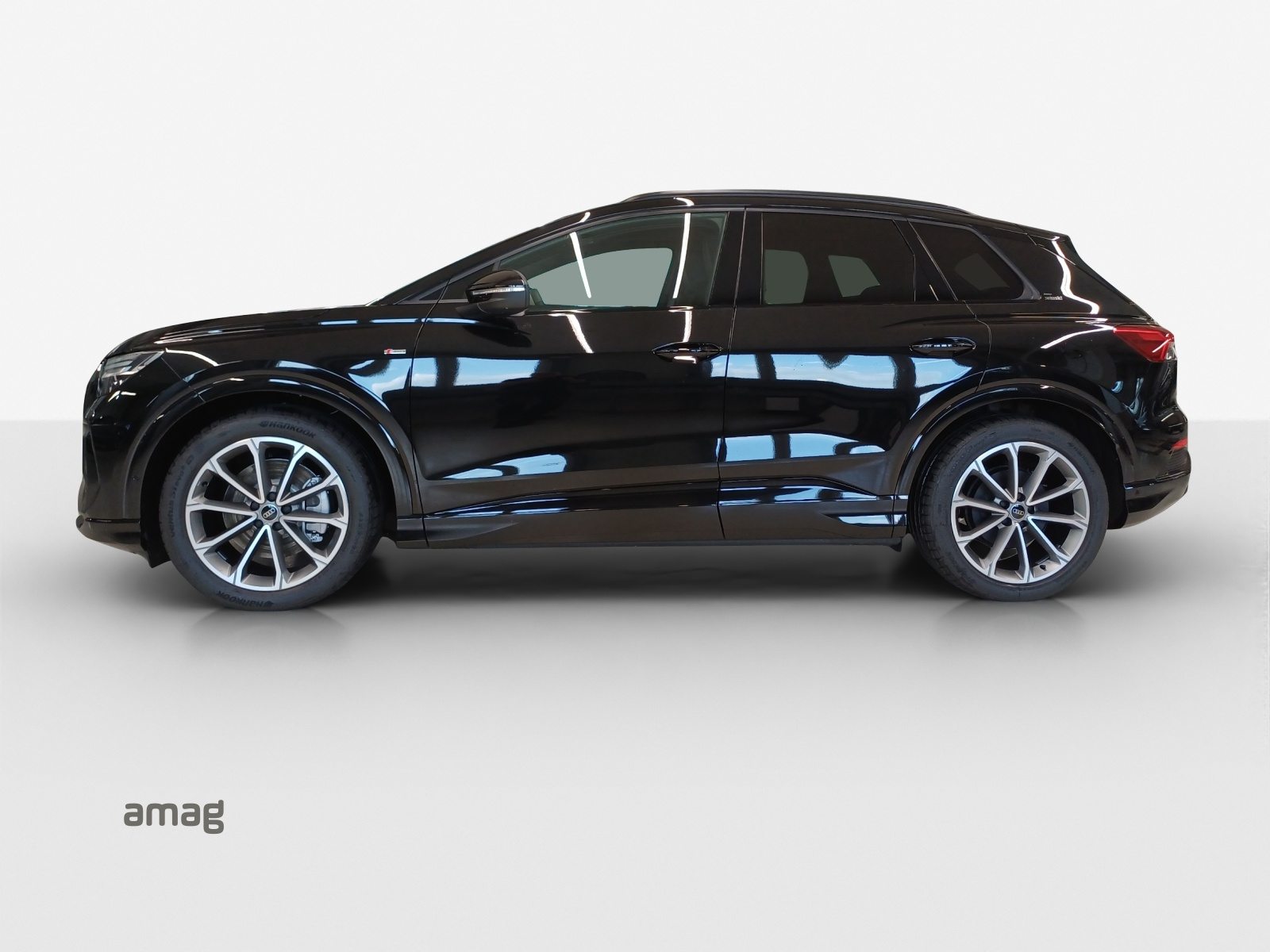AUDI Q4 45 e-tron quattro Edition Swiss-Ski, Elettrica, Occasioni / Usate, Automatico - 2