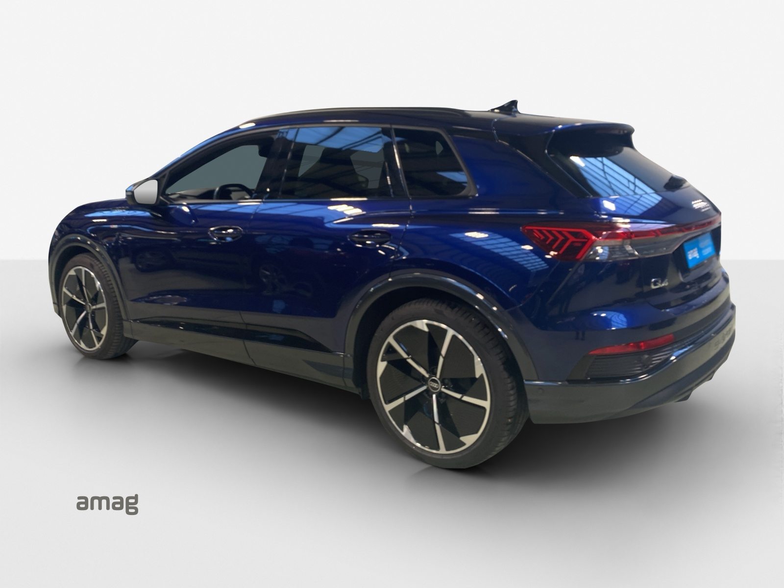 AUDI Q4 45 e-tron quattro, Electric, Second hand / Used, Automatic - 4