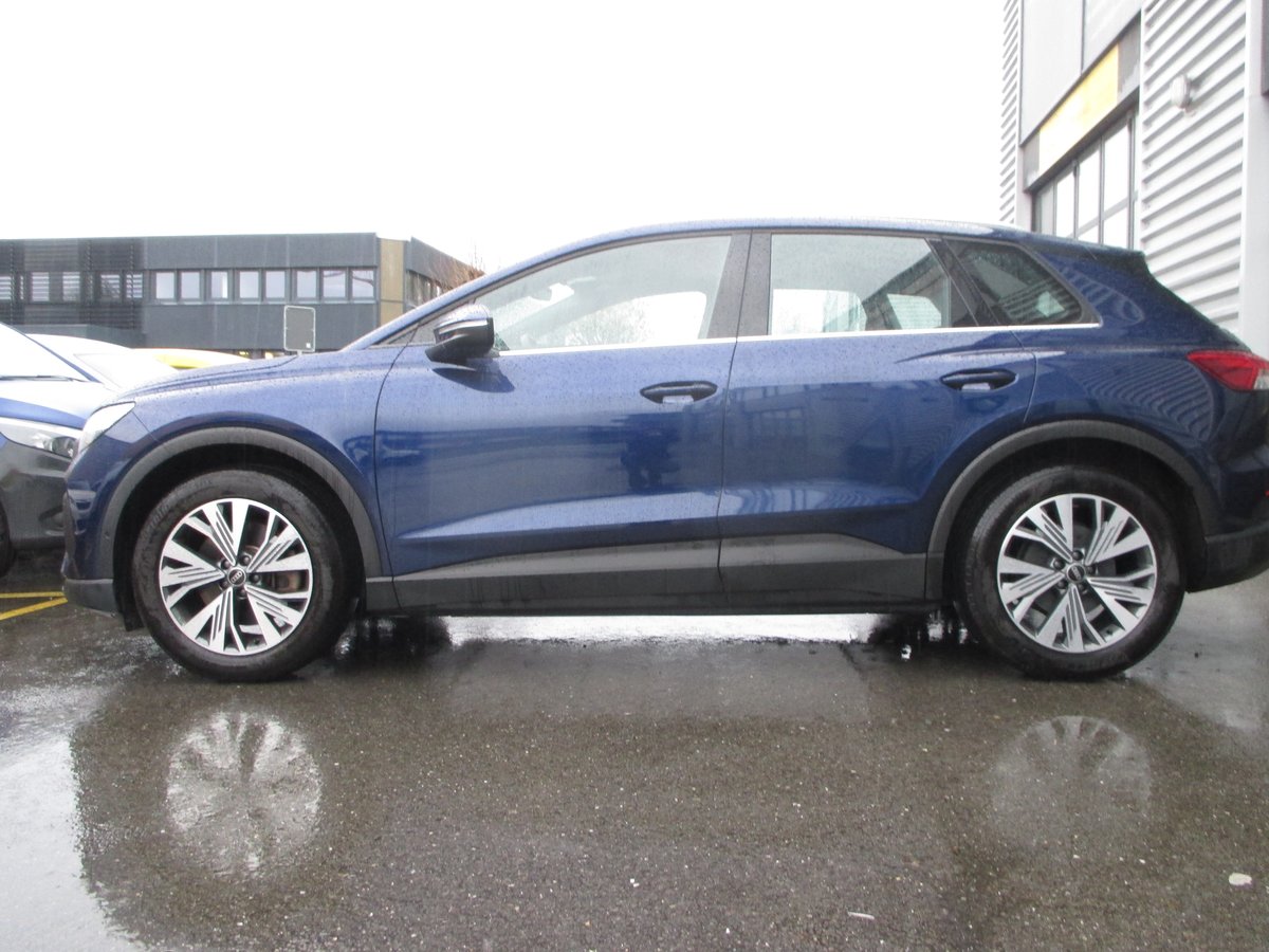 AUDI Q4 e-tron 40, Elektro, Occasion / Gebraucht, Automatik - 7