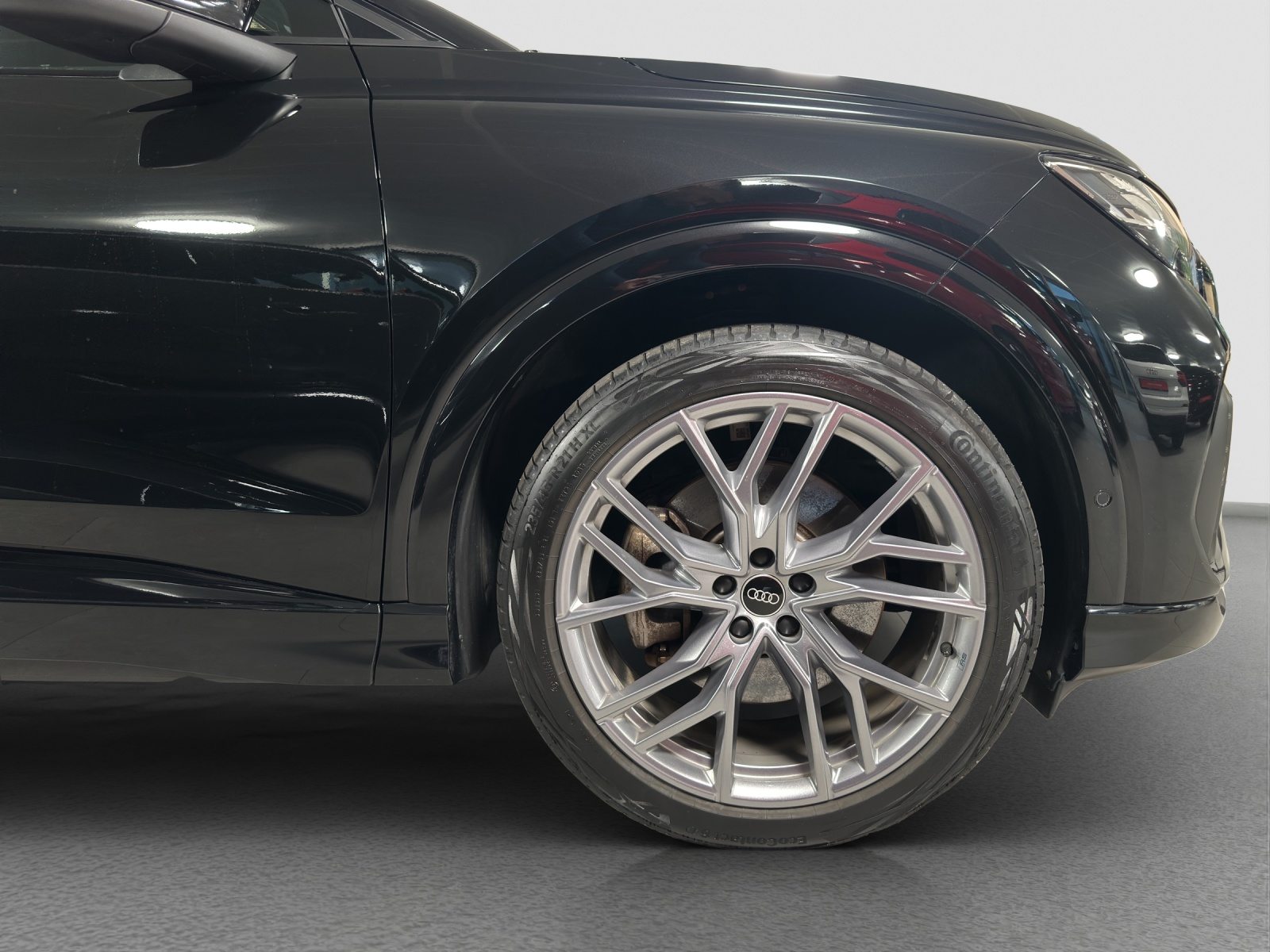 AUDI Q4 SB 50 e-tron quattro, Elektro, Occasion / Gebraucht, Automatik - 5