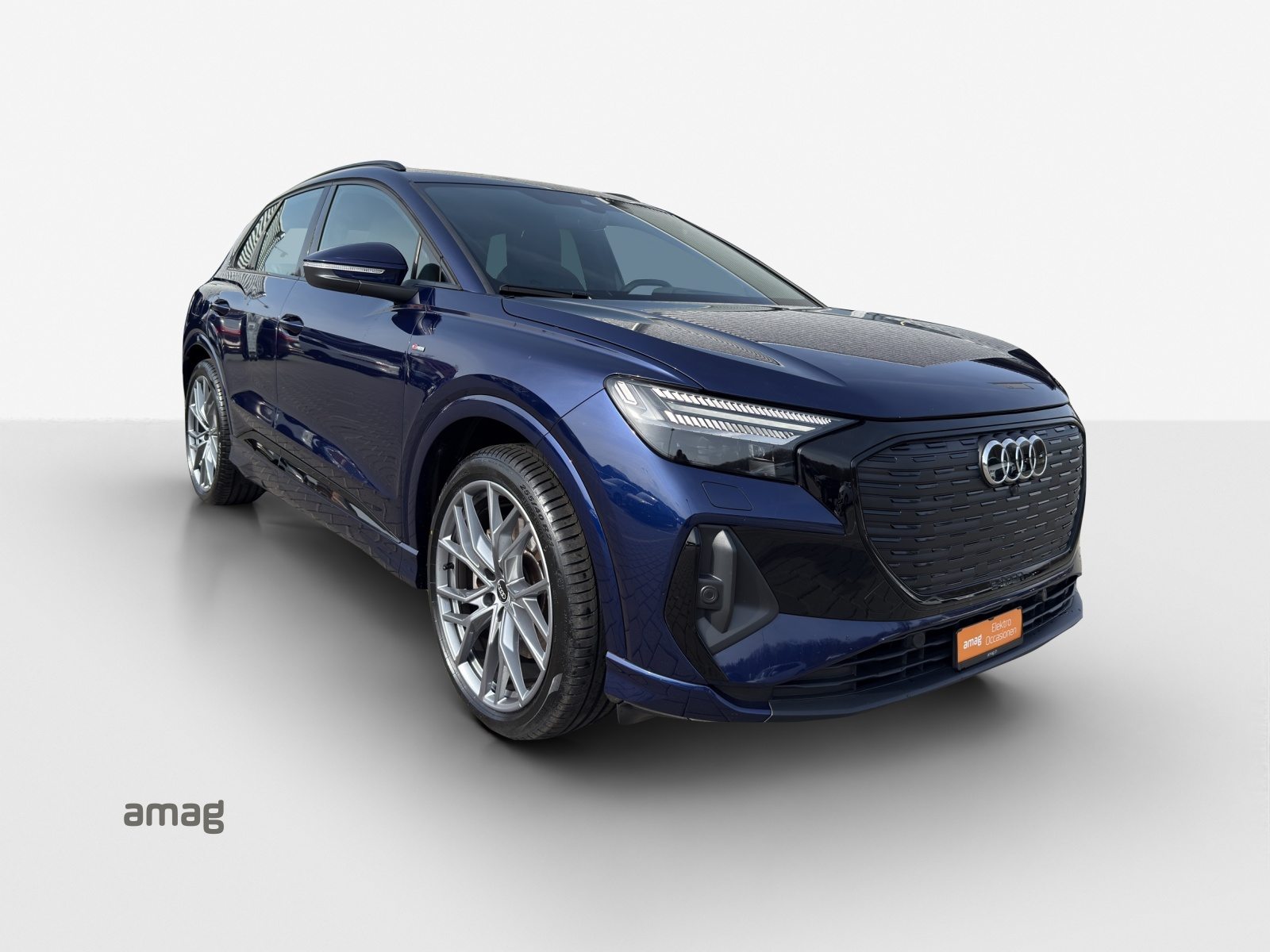 AUDI Q4 50 e-tron quattro, Elektro, Occasion / Gebraucht, Automatik - 7