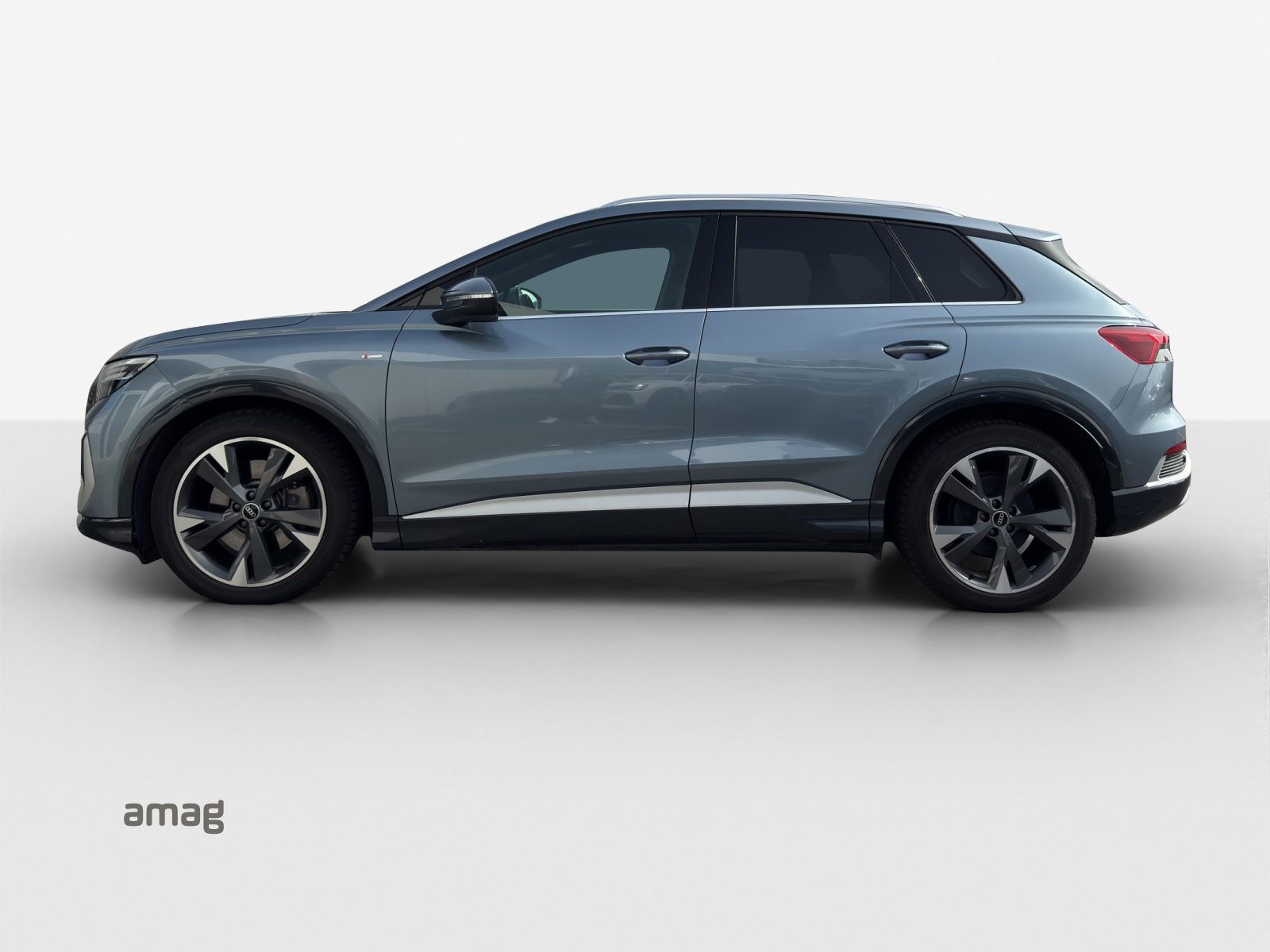 AUDI Q4 50 e-tron quattro, Électrique, Occasion / Utilisé, Automatique - 2