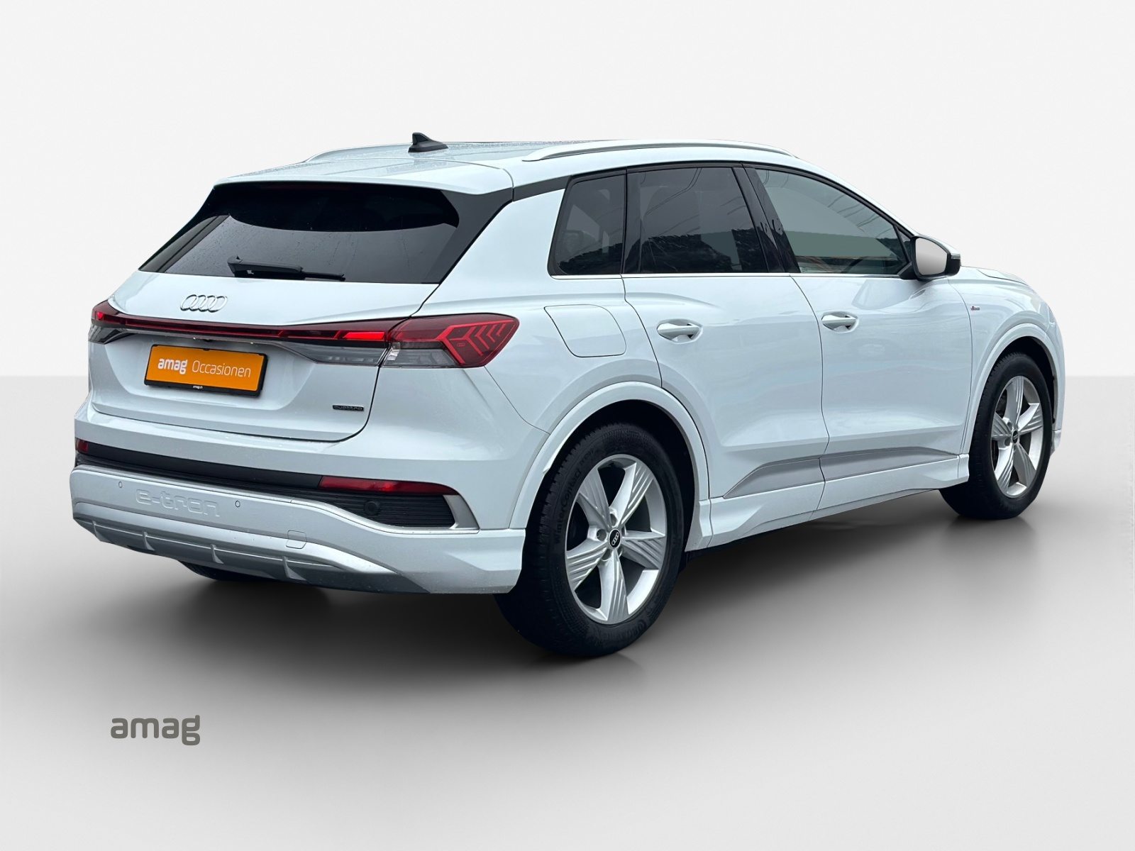 AUDI Q4 50 e-tron quattro, Électrique, Occasion / Utilisé, Automatique - 6