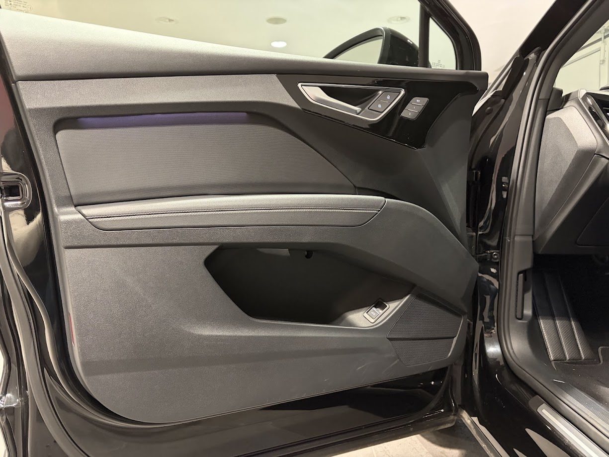 AUDI Q4 50 e-tron quattro, Elektro, Occasion / Gebraucht, Automatik - 3