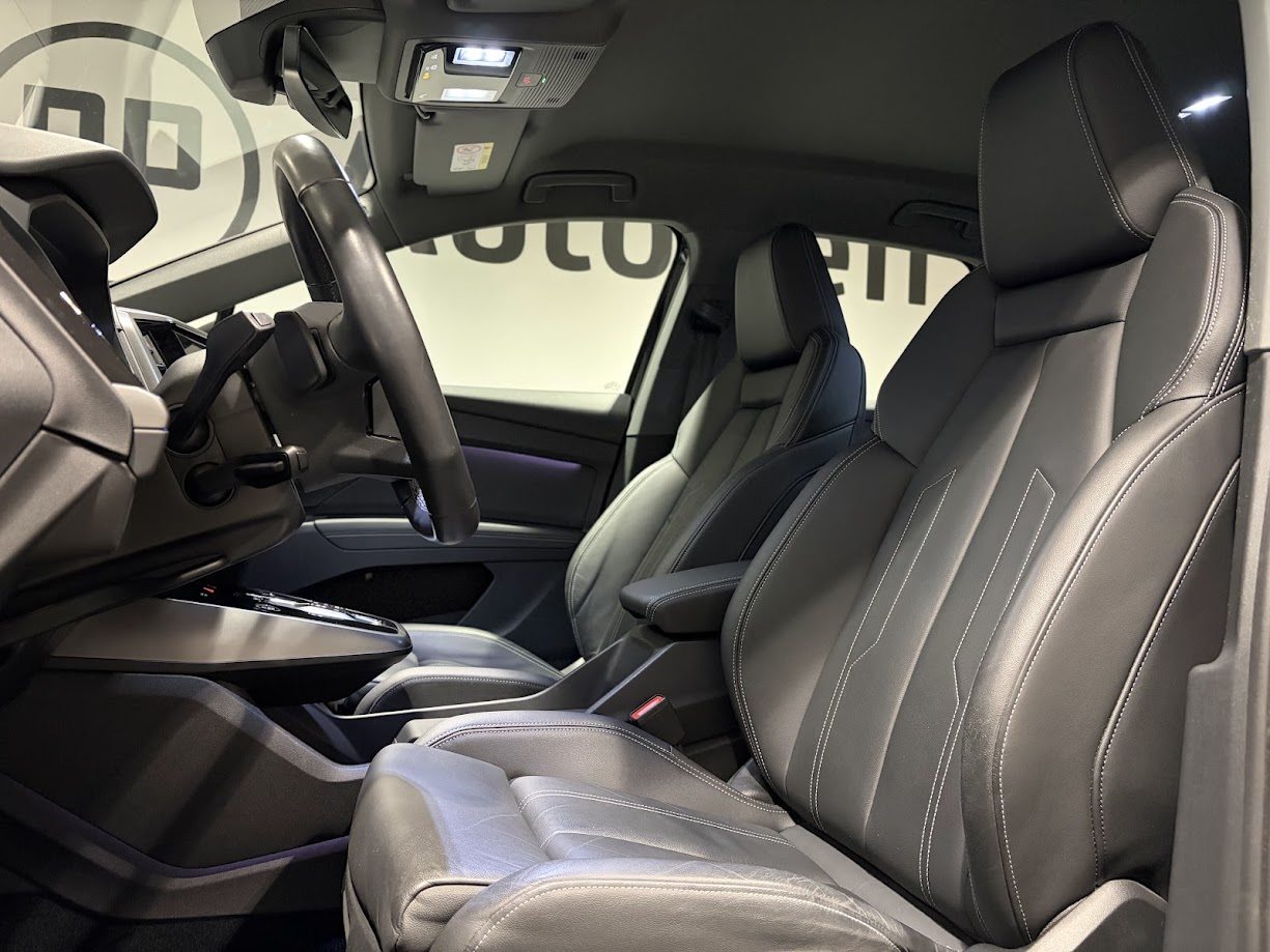 AUDI Q4 50 e-tron quattro, Elektro, Occasion / Gebraucht, Automatik - 4