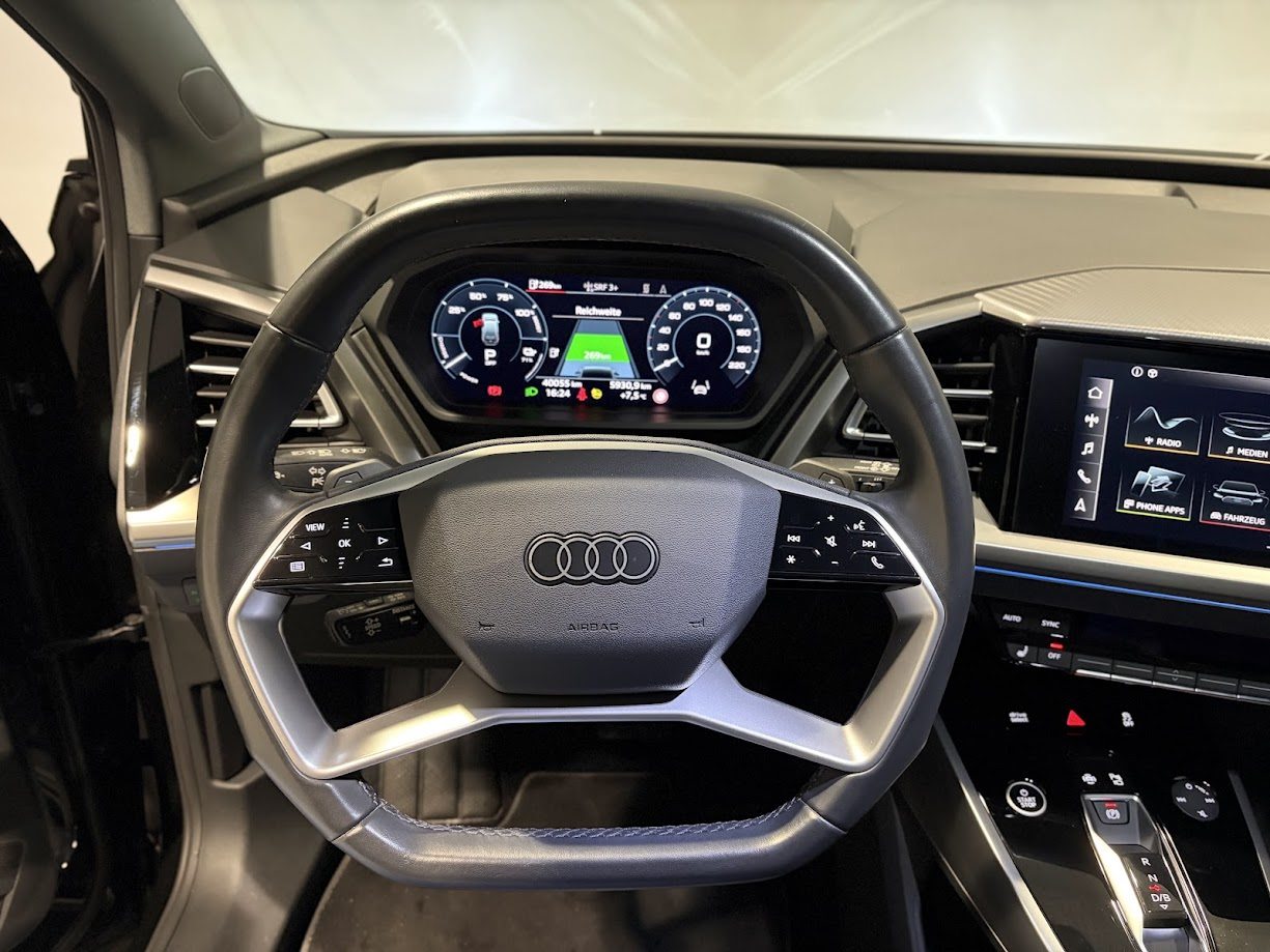 AUDI Q4 50 e-tron quattro, Elektro, Occasion / Gebraucht, Automatik - 6
