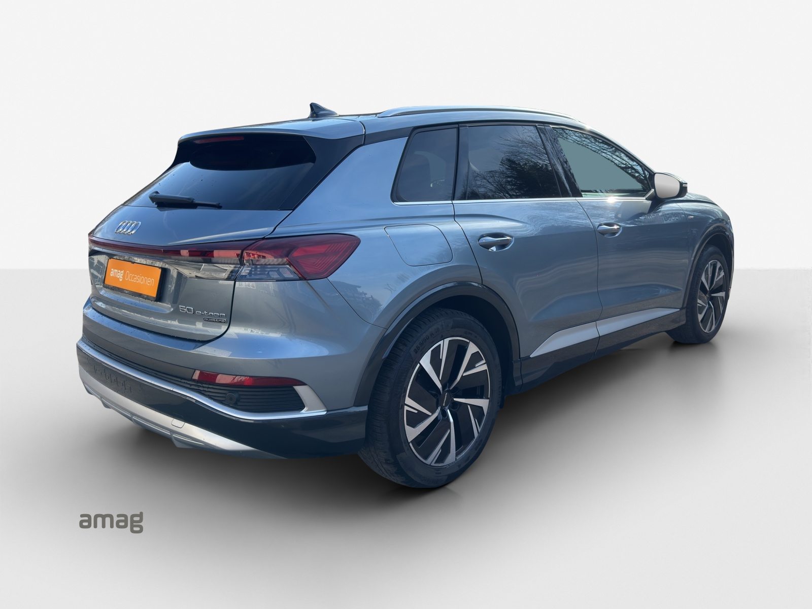 AUDI Q4 50 e-tron quattro, Elektro, Occasion / Gebraucht, Automatik - 5