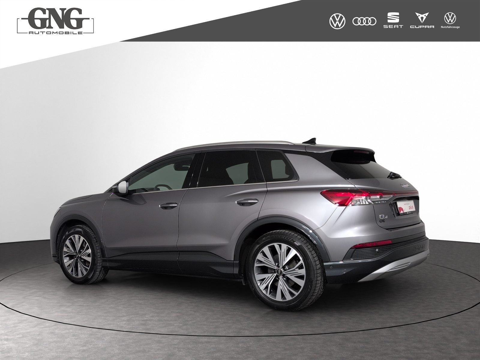 AUDI Q4 45 e-tron quattro, Elektro, Occasion / Gebraucht, Automatik - 2