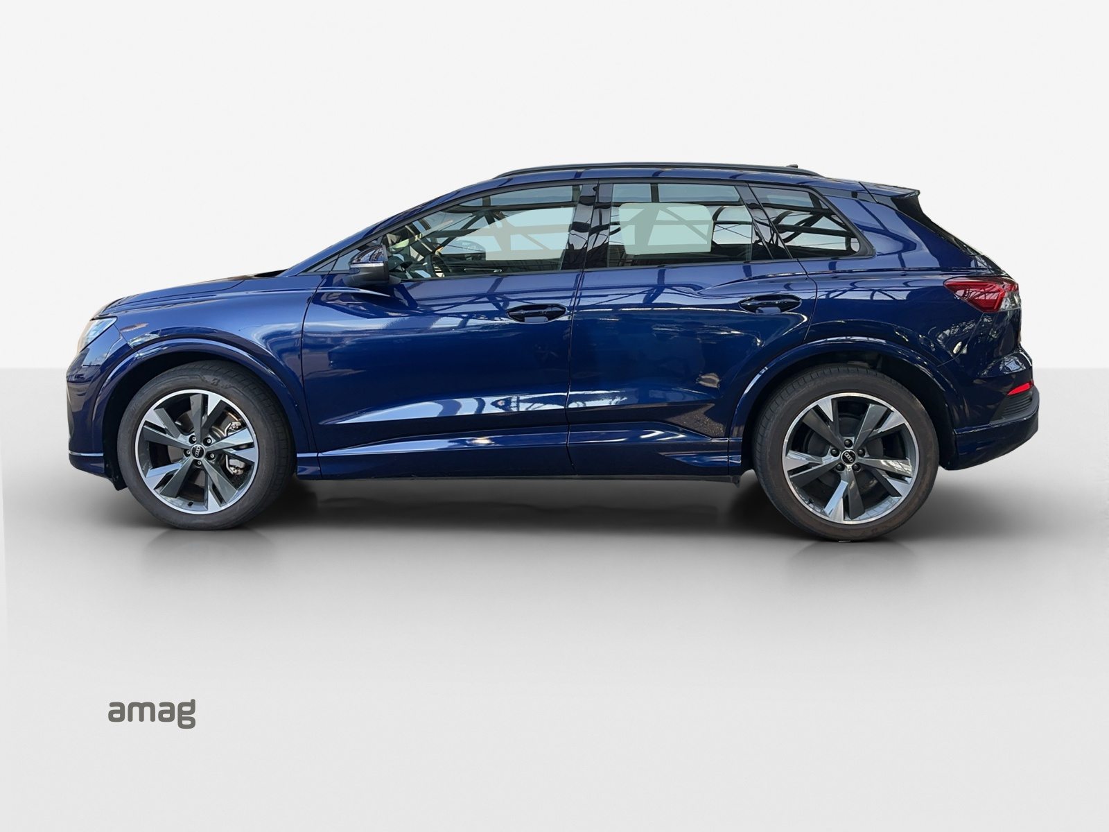 AUDI Q4 40 e-tron, Elektro, Occasion / Gebraucht, Automatik - 2