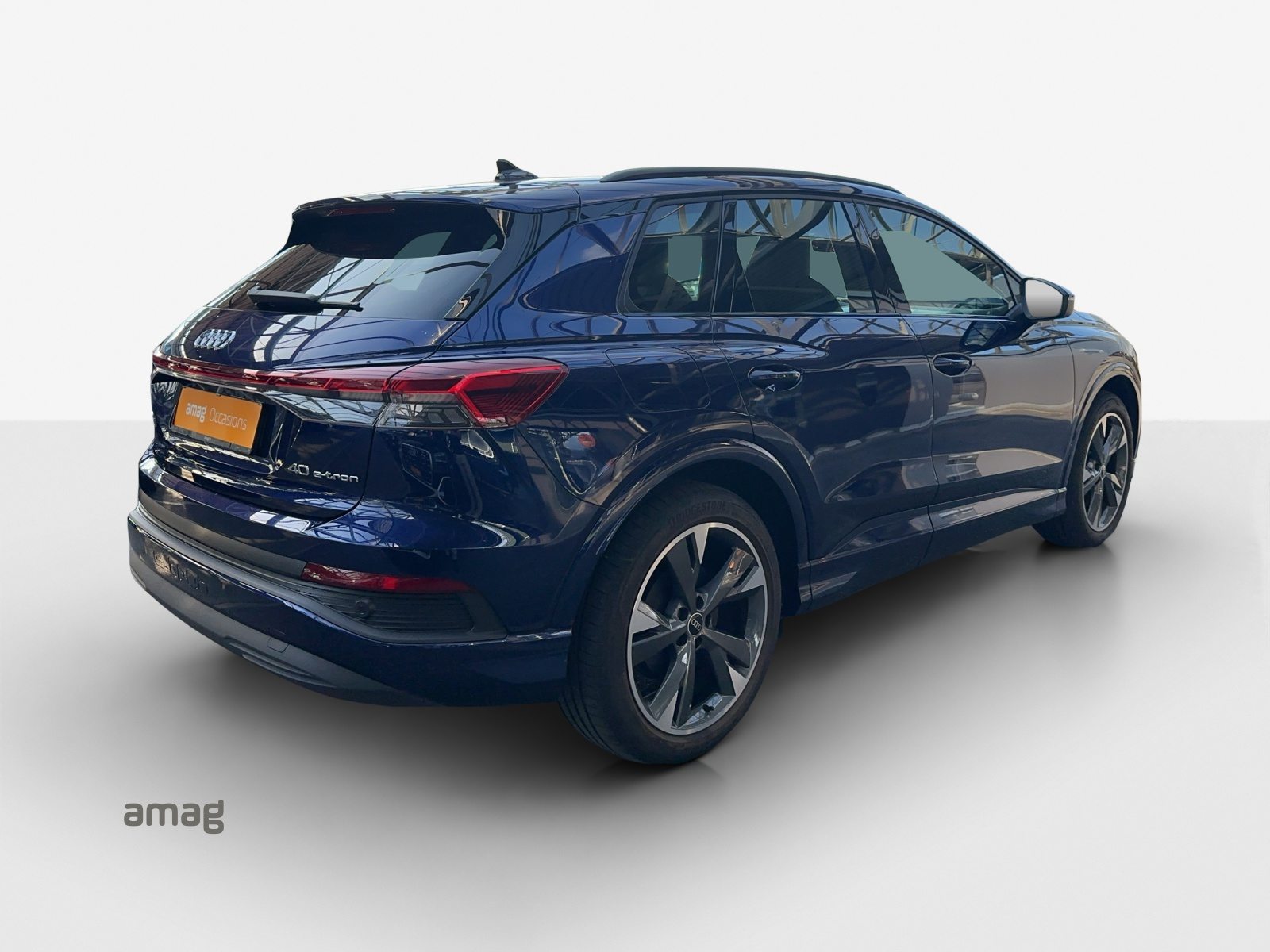 AUDI Q4 40 e-tron, Elektro, Occasion / Gebraucht, Automatik - 6