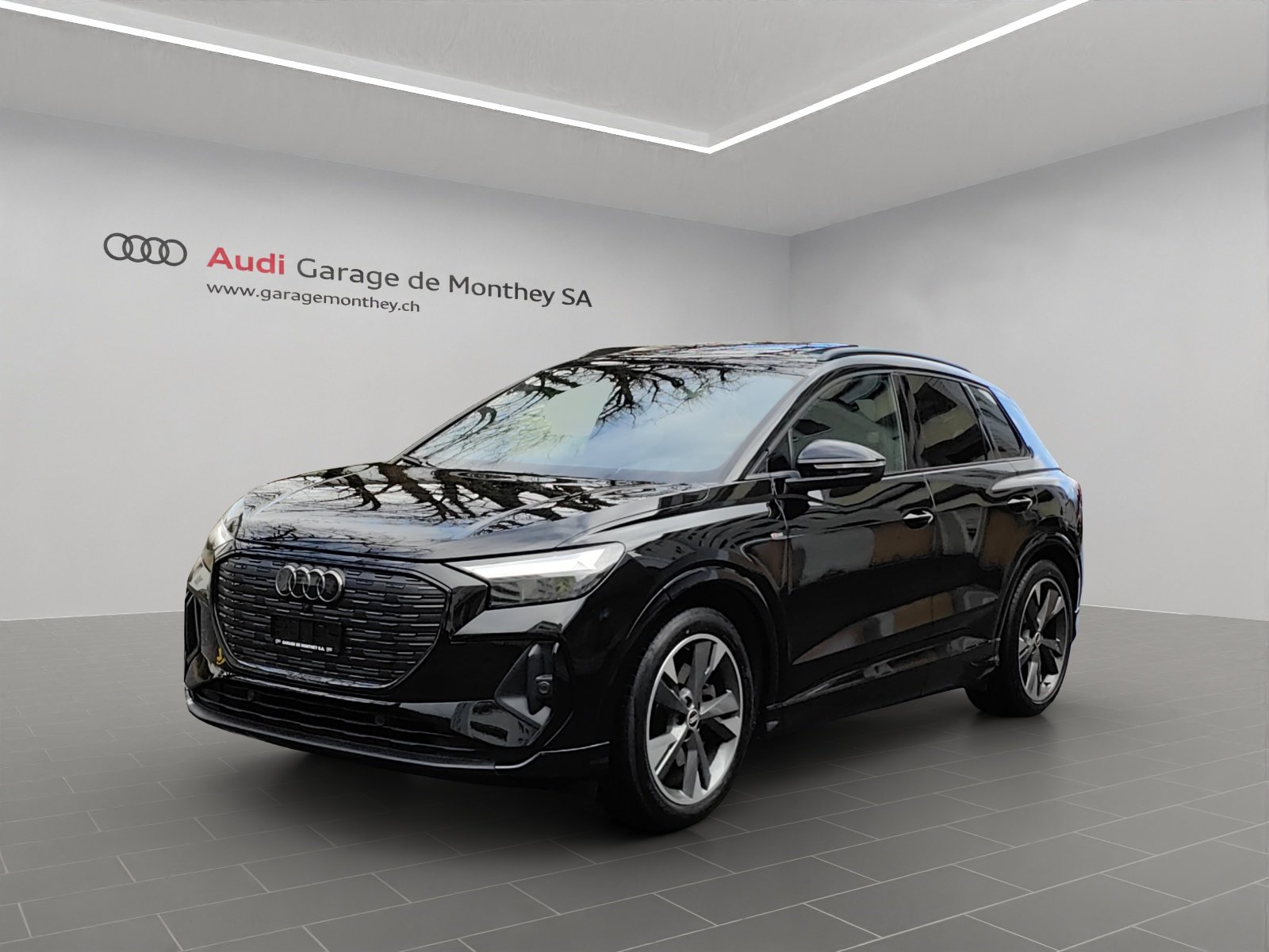 AUDI Q4 e-tron 50 quattro