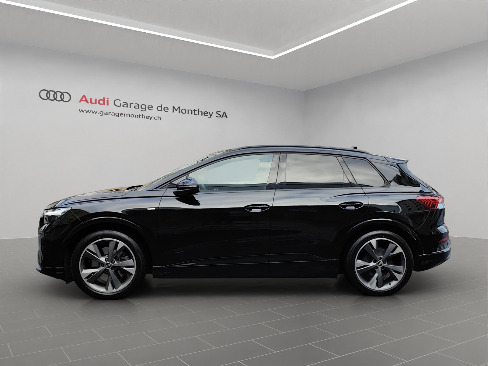 AUDI Q4 e-tron 50 quattro, Elettrica, Occasioni / Usate, Automatico - 2