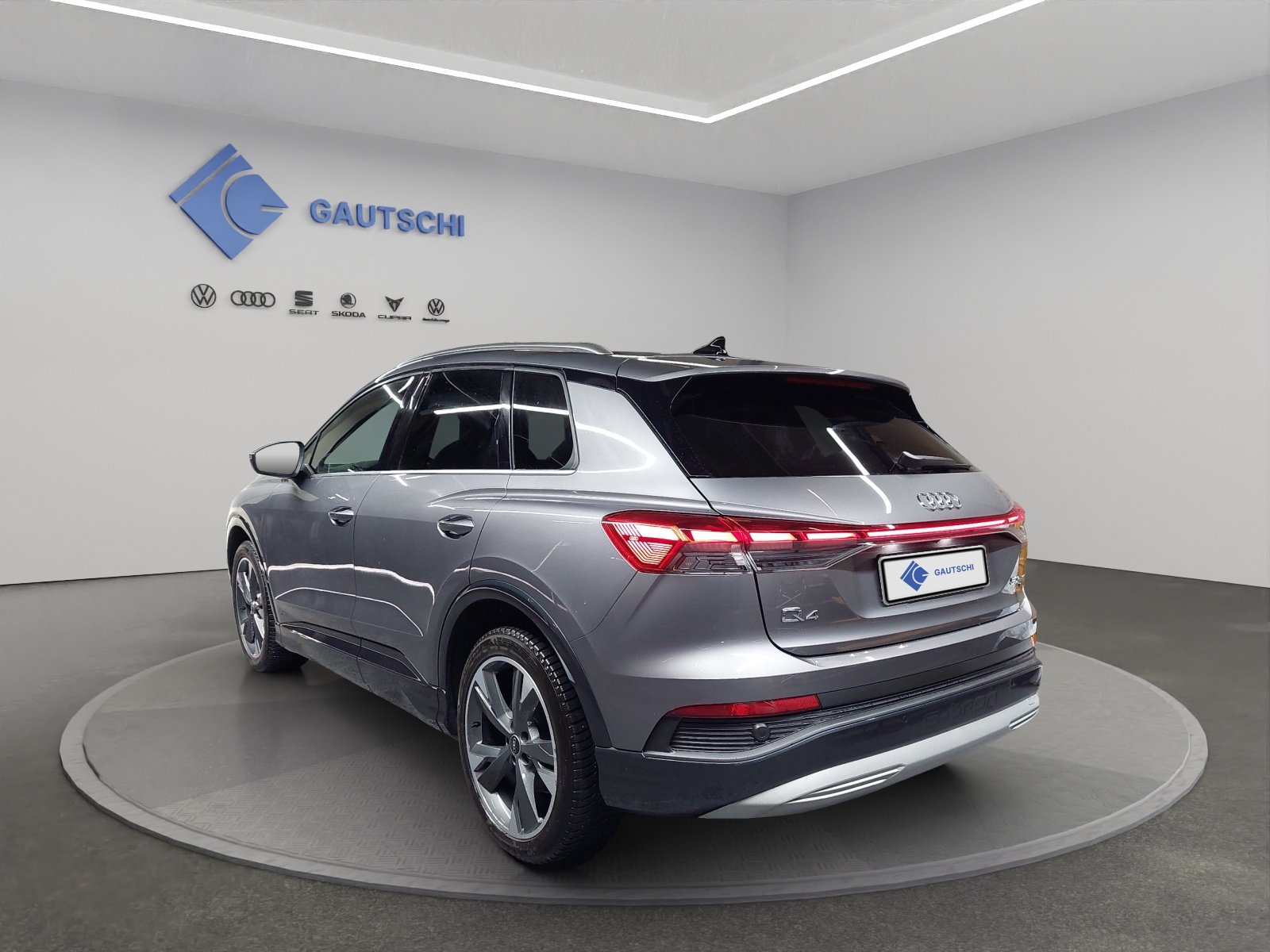 AUDI Q4 e-tron 50 quattro, Elektro, Occasion / Gebraucht, Automatik - 3