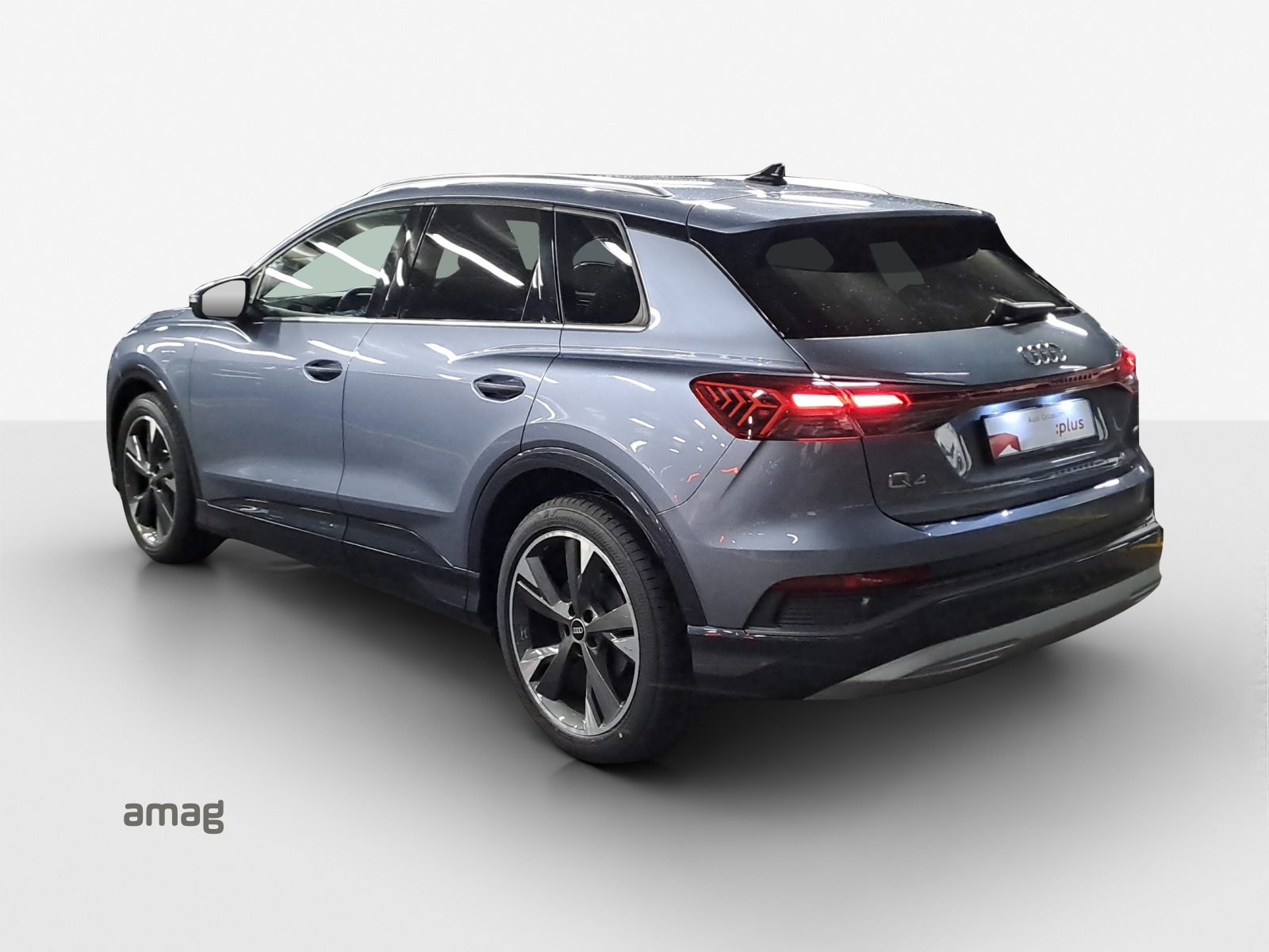 AUDI Q4 50 e-tron quattro, Elektro, Occasion / Gebraucht, Automatik - 4