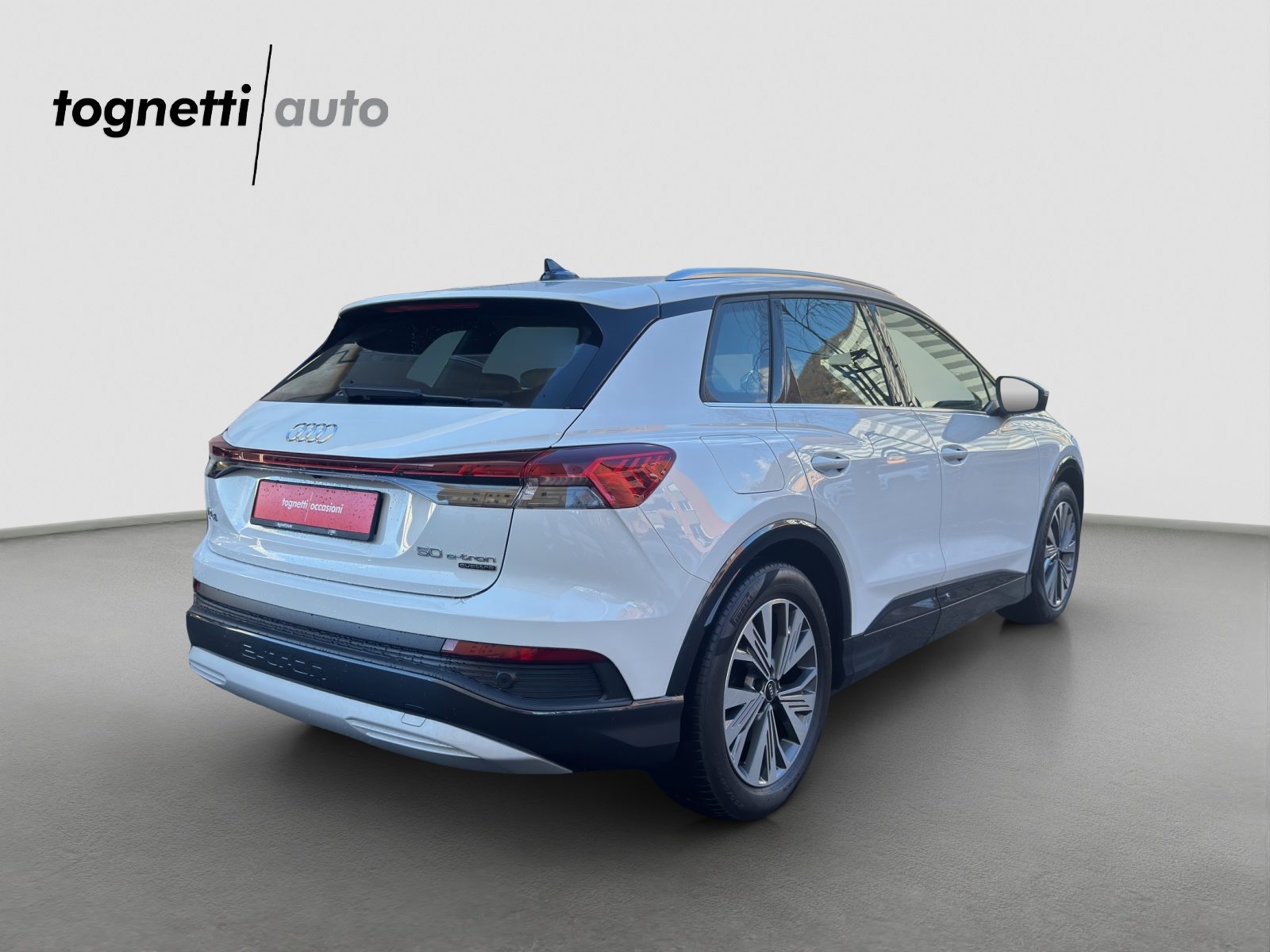 AUDI Q4 50 e-tron quattro, Elektro, Occasion / Gebraucht, Automatik - 4