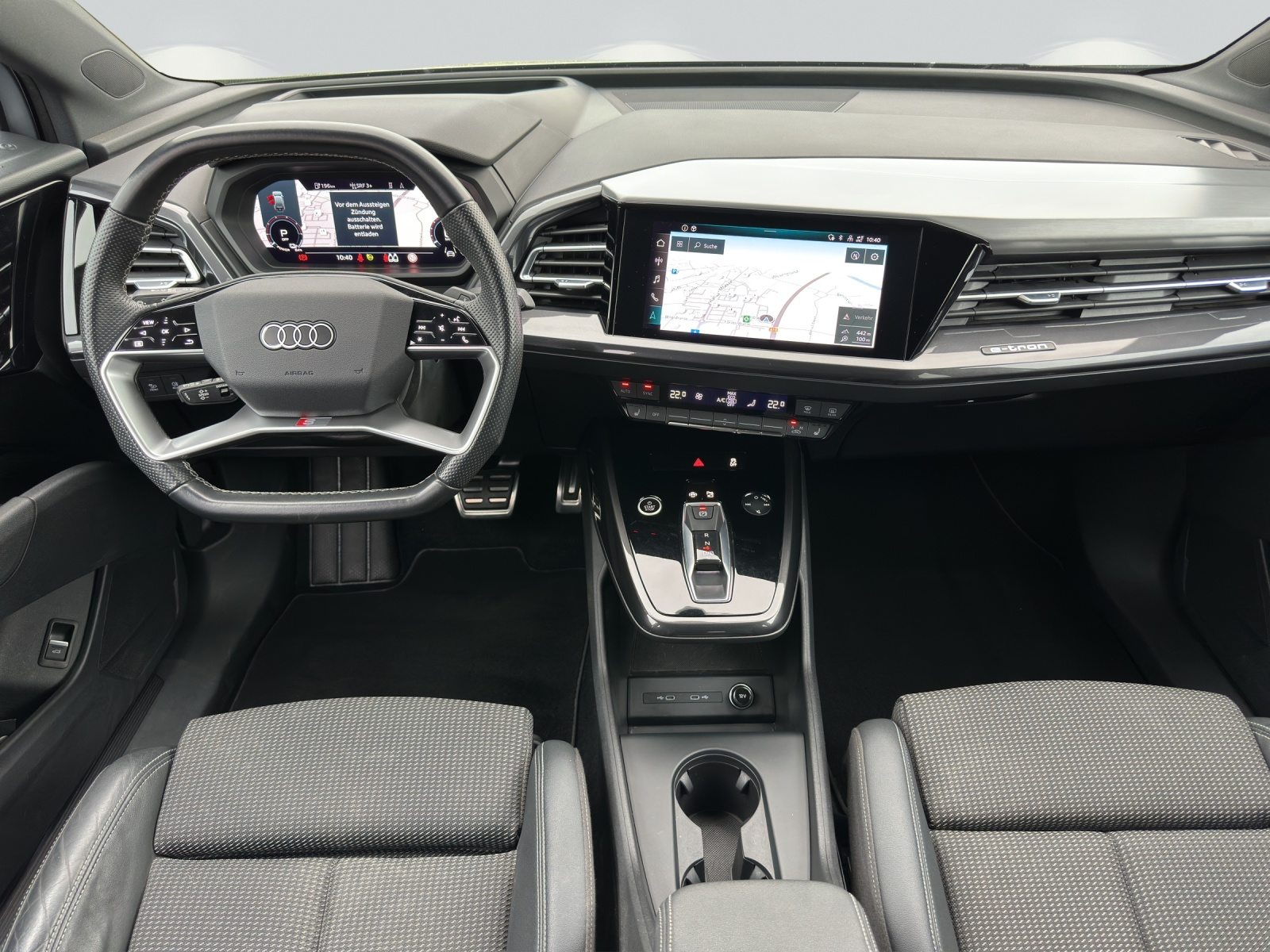 AUDI Q4 50 e-tron quattro, Electric, Second hand / Used, Automatic - 7