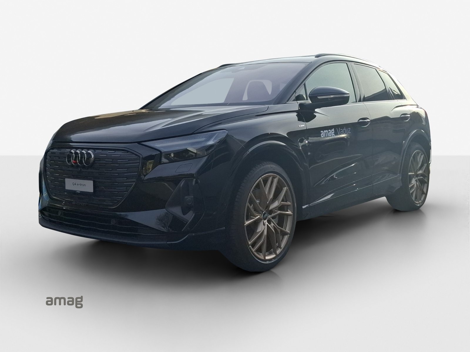 AUDI Q4 45 e-tron quattro Attraction