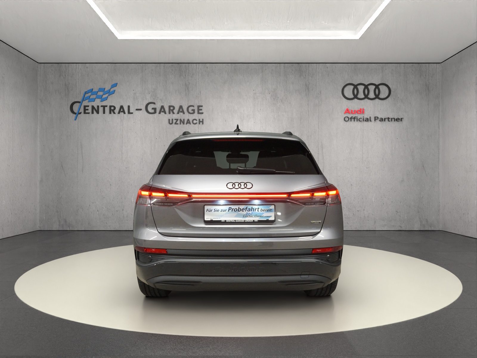 AUDI Q4 45 e-tron quattro Attraction, Électrique, Occasion / Utilisé, Automatique - 5