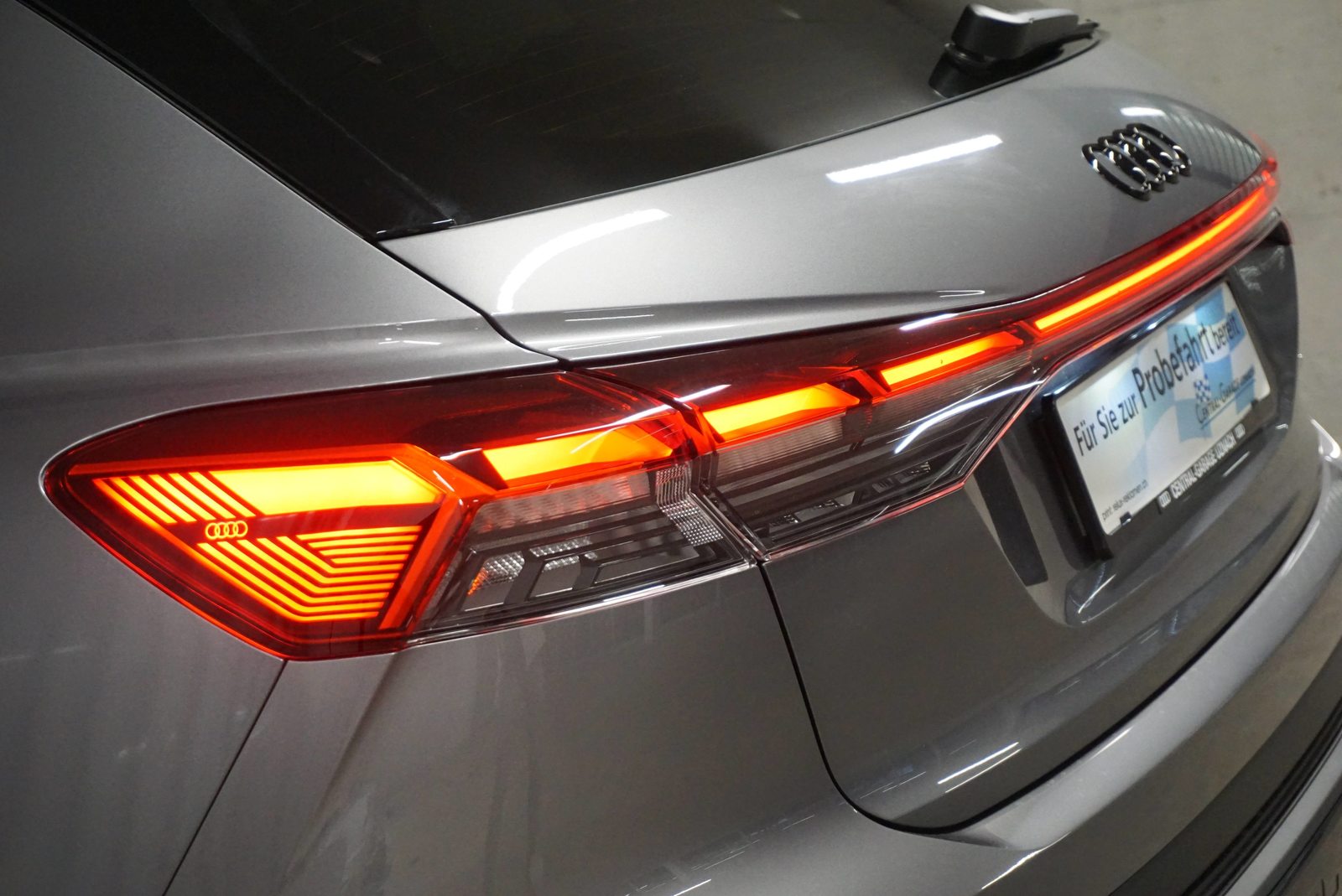 AUDI Q4 45 e-tron quattro Attraction, Électrique, Occasion / Utilisé, Automatique - 6